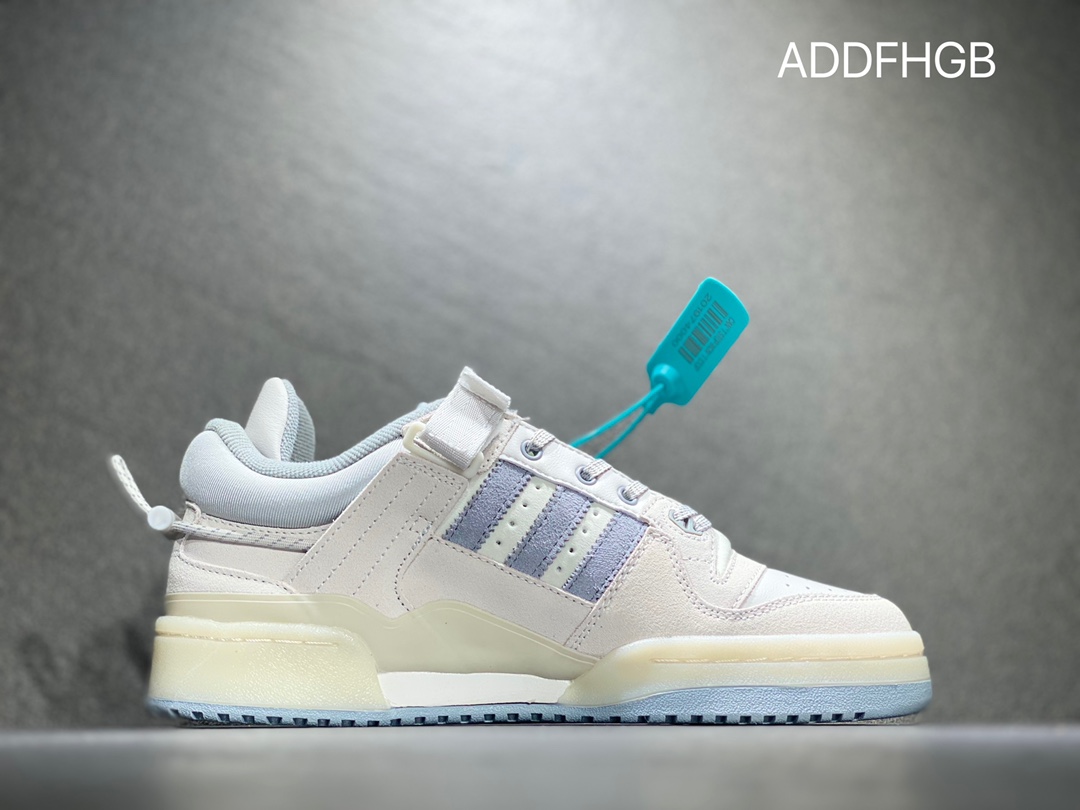 /Adidas Adidas clover sneakers low gray HQ2153