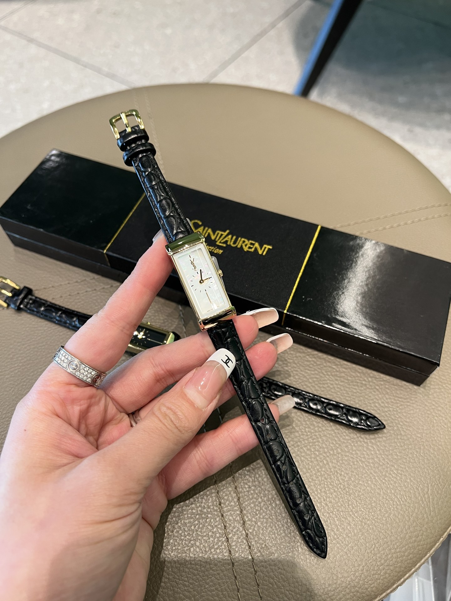 YSL SAINT-LORLAND’S FULL OF CHINESE. WHITE NOODLES ARE TOO CLEAN - 图片 4