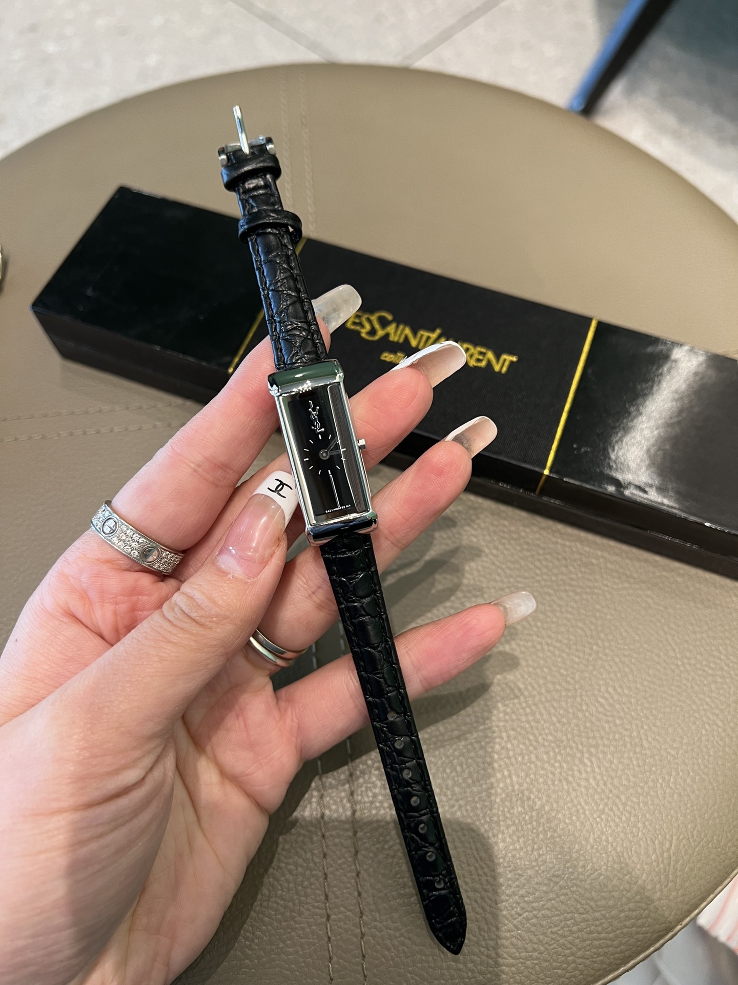 YSL ST. LORRAINE RUNS A SERIES OF CHINESE - 图片 6