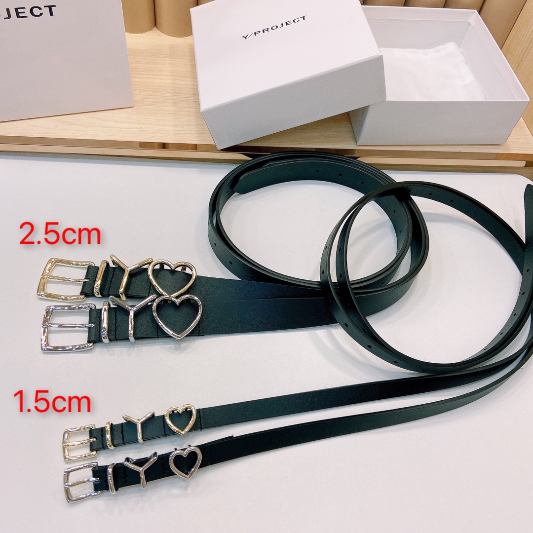Y/ROJECT春夏系列品牌标志性的