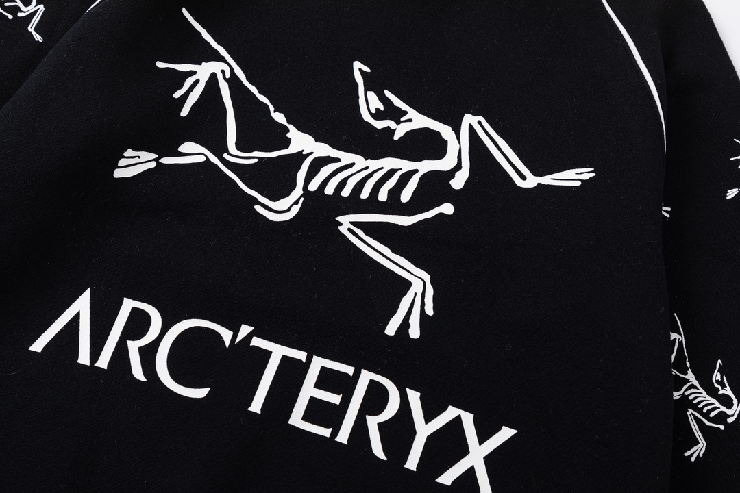 280 #ARC'TERYX/始祖鸟 插肩袖印花加绒圆领卫衣