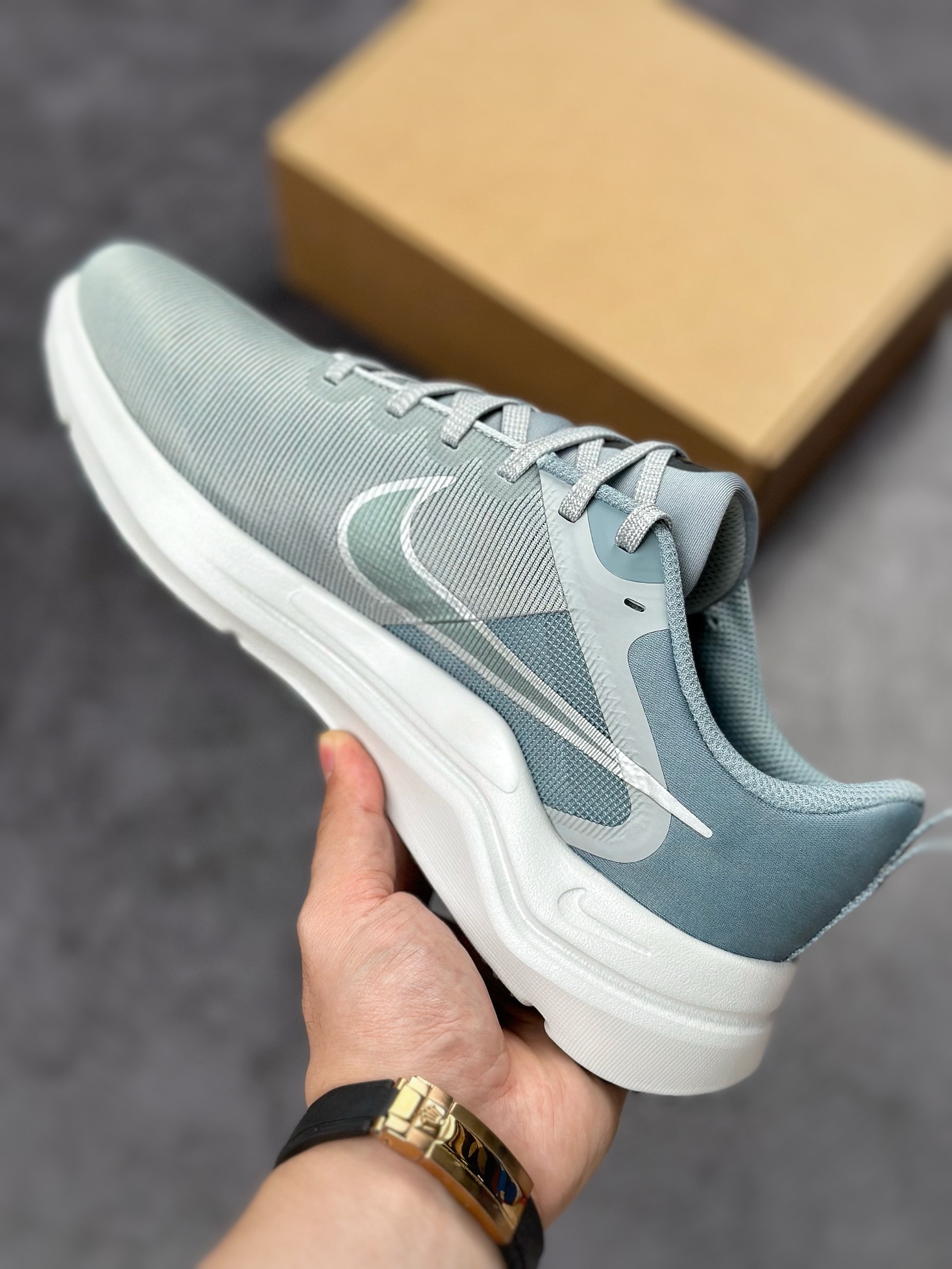 NIKE Downshifter 12 网面超轻透气跑步鞋 DD9293-004