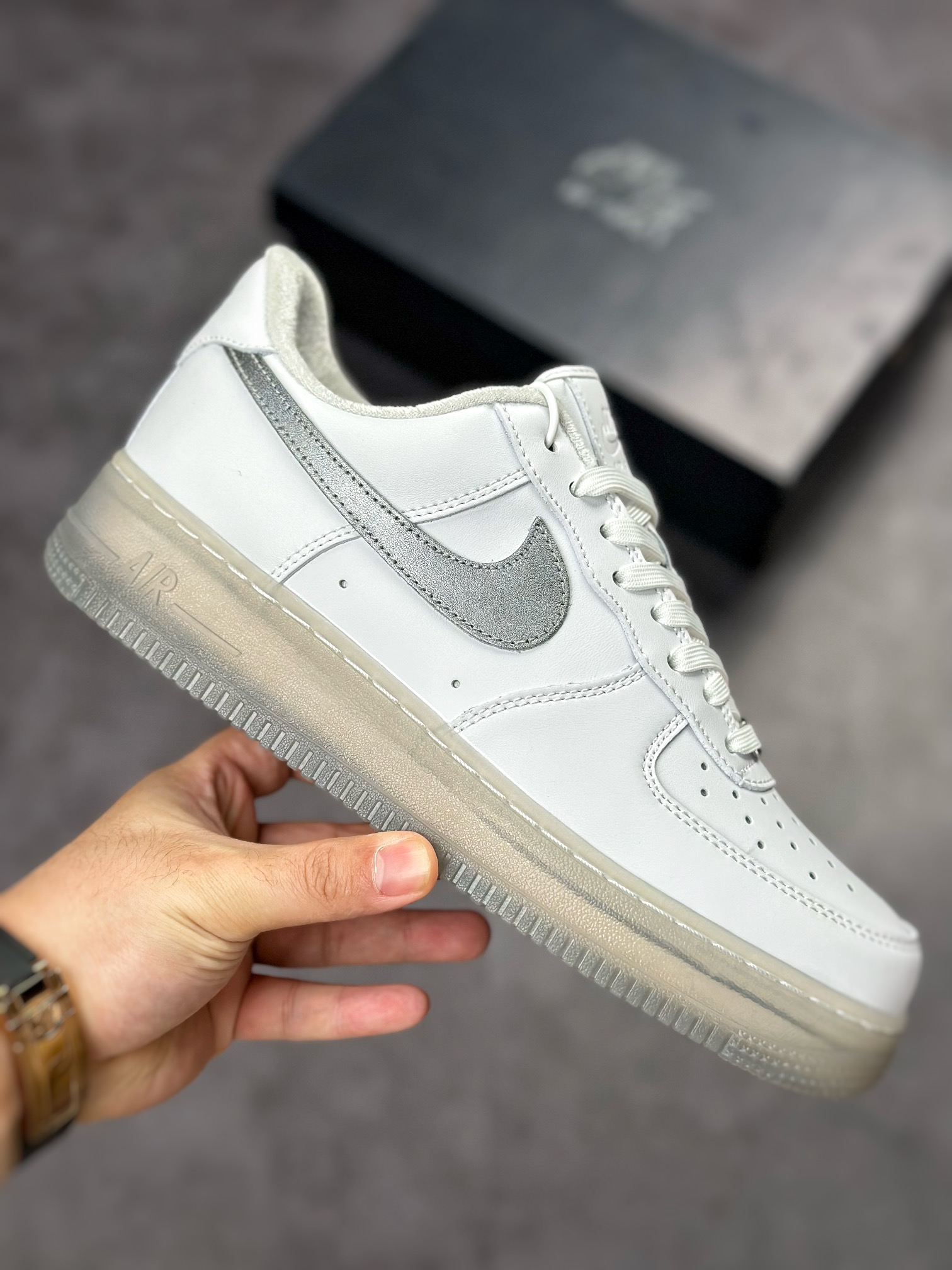 Nike Air Force 1 Low 07 白银 DX3945-100