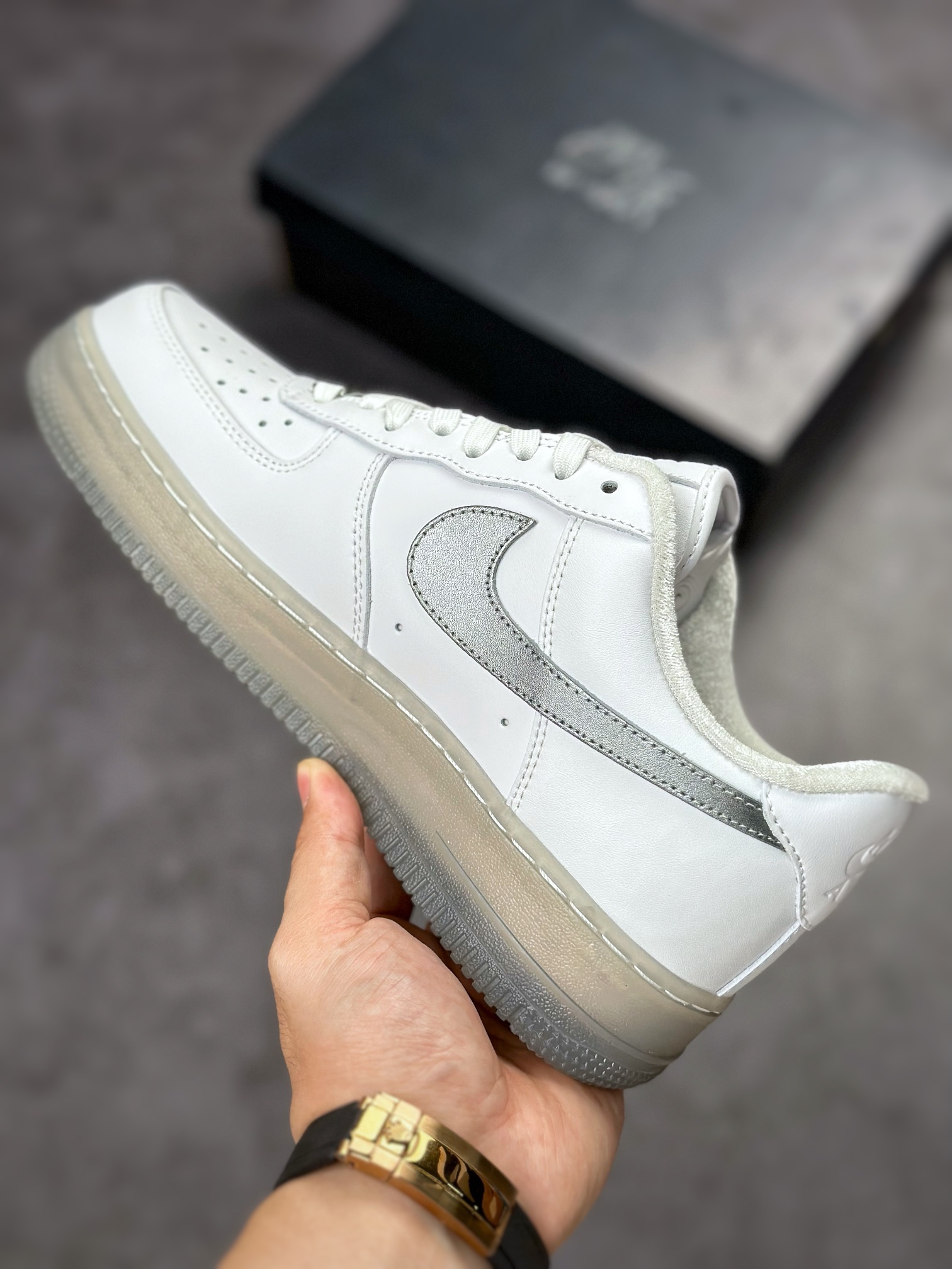 Nike Air Force 1 Low 07 白银 DX3945-100