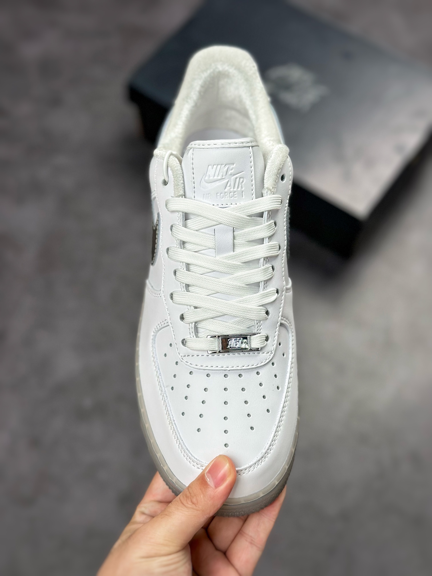 Nike Air Force 1 Low 07 白银 DX3945-100