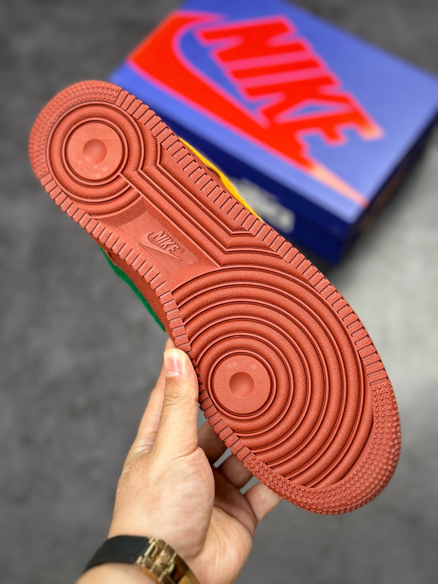 Nike Air Force 1 Low 07 棕红黄绿鸳鸯钩 DV5153-600