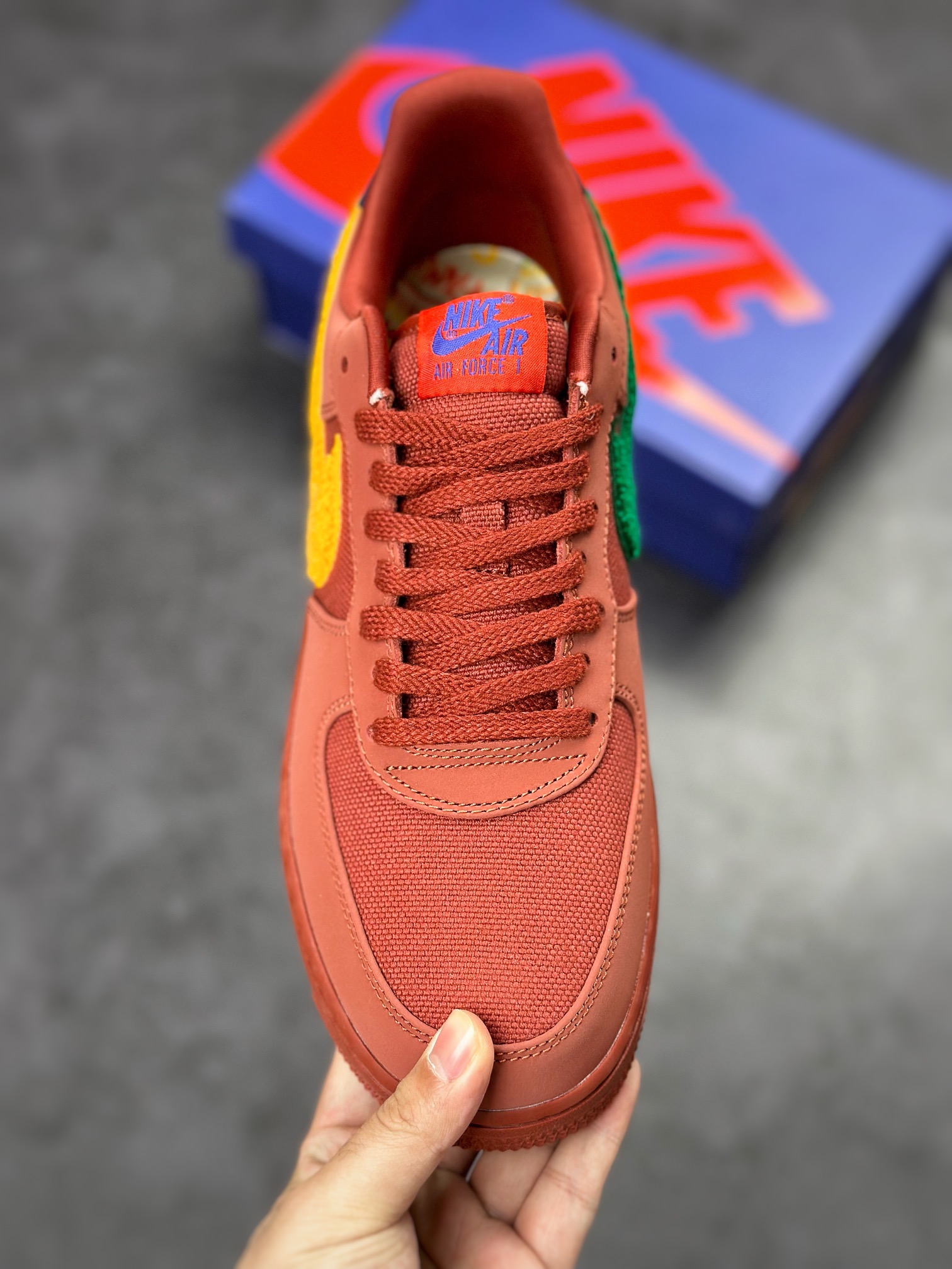Nike Air Force 1 Low 07 棕红黄绿鸳鸯钩 DV5153-600