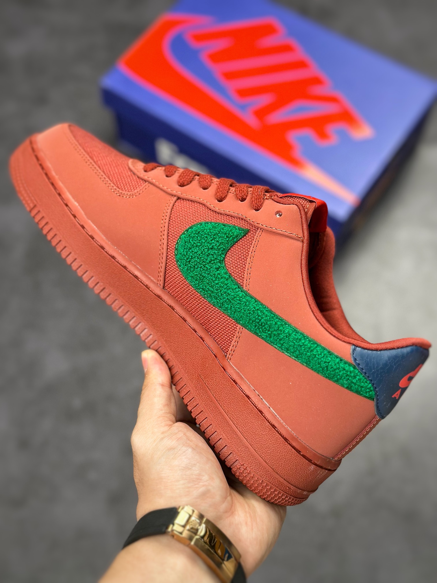Nike Air Force 1 Low 07 棕红黄绿鸳鸯钩 DV5153-600
