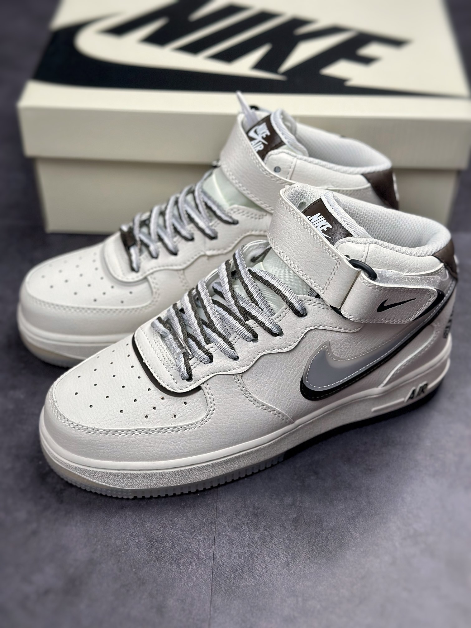 Nike Air Force 1 '07 Mid “Dice God” 骰中神 CW1574-901