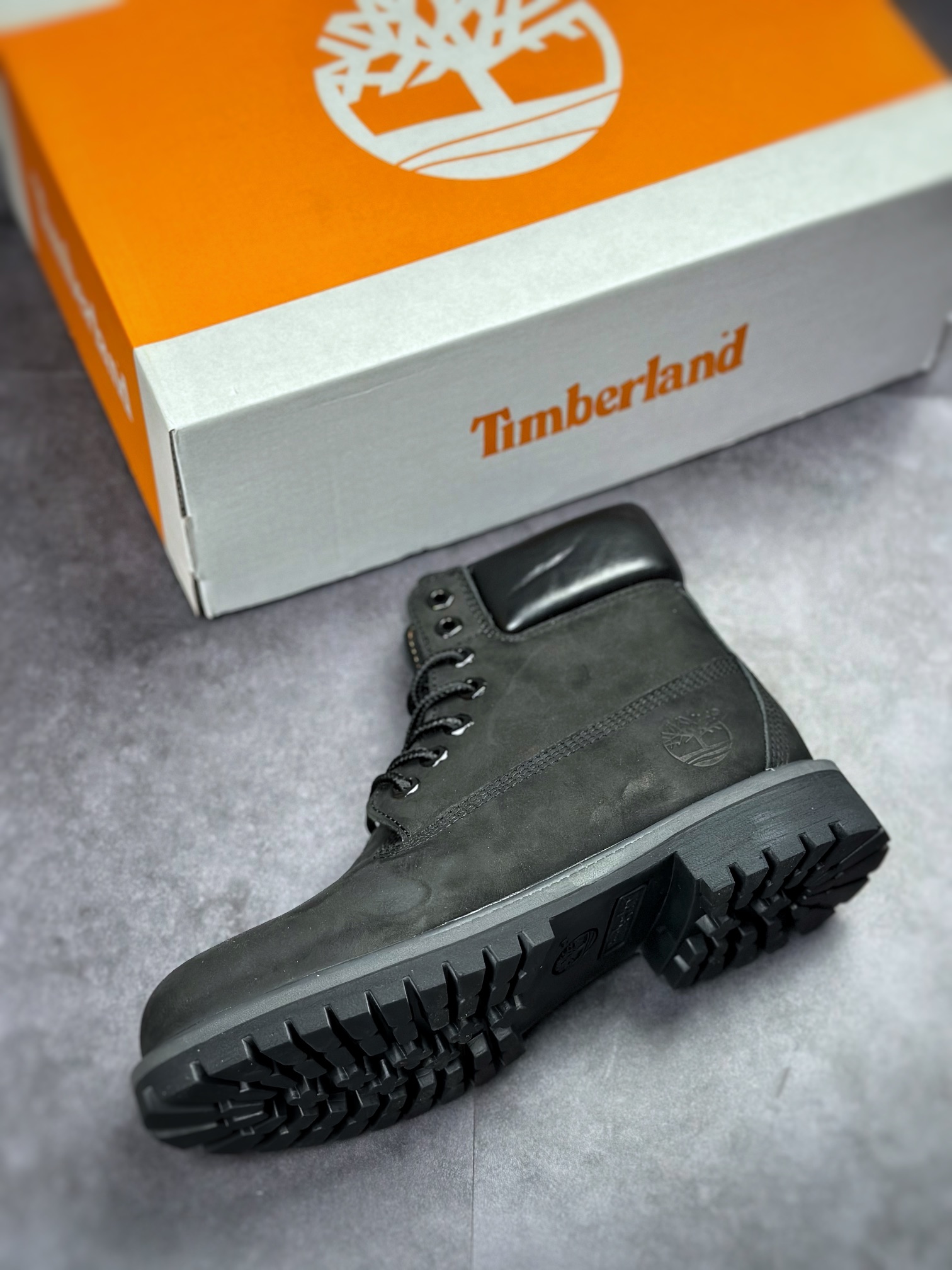 New shipment#ClassicTimberland Timberland/classic rhubarb boots [new packaging] seven-hole men's size 10061 six-hole women's size 10361