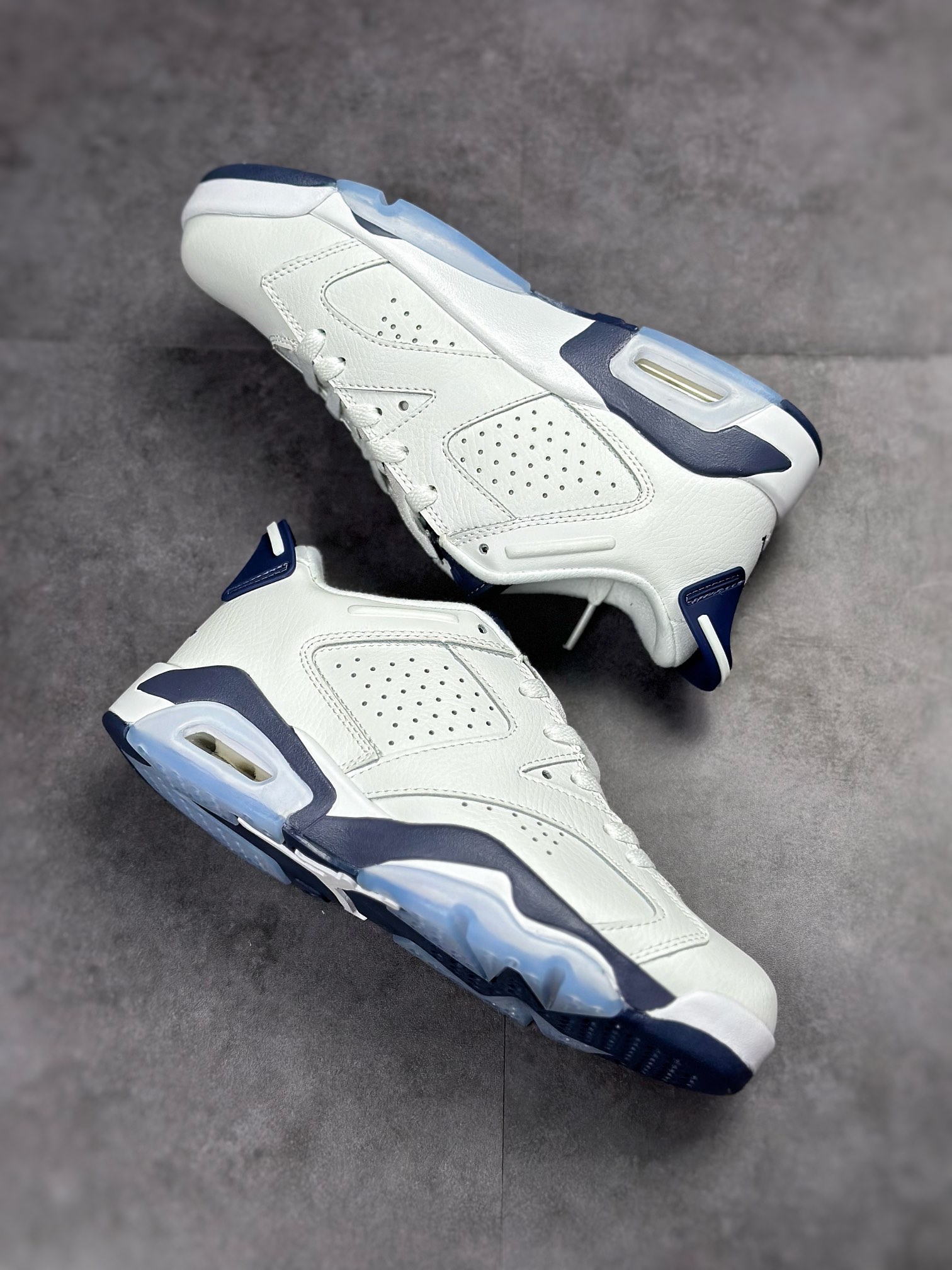 Air Jordan 6 Retro“Midnight Navy” 白蓝/午夜蓝 CT8529-141