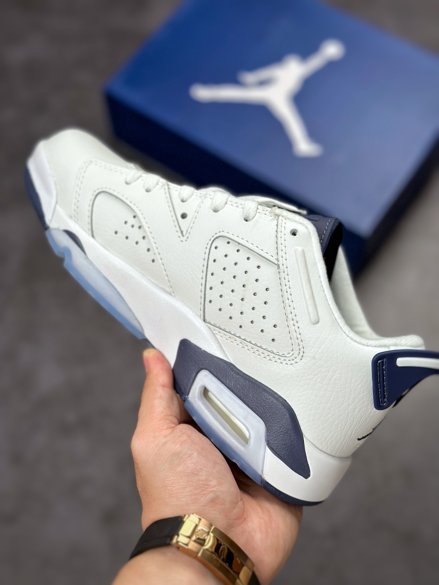 Air Jordan 6 Retro“Midnight Navy” 白蓝/午夜蓝 CT8529-141