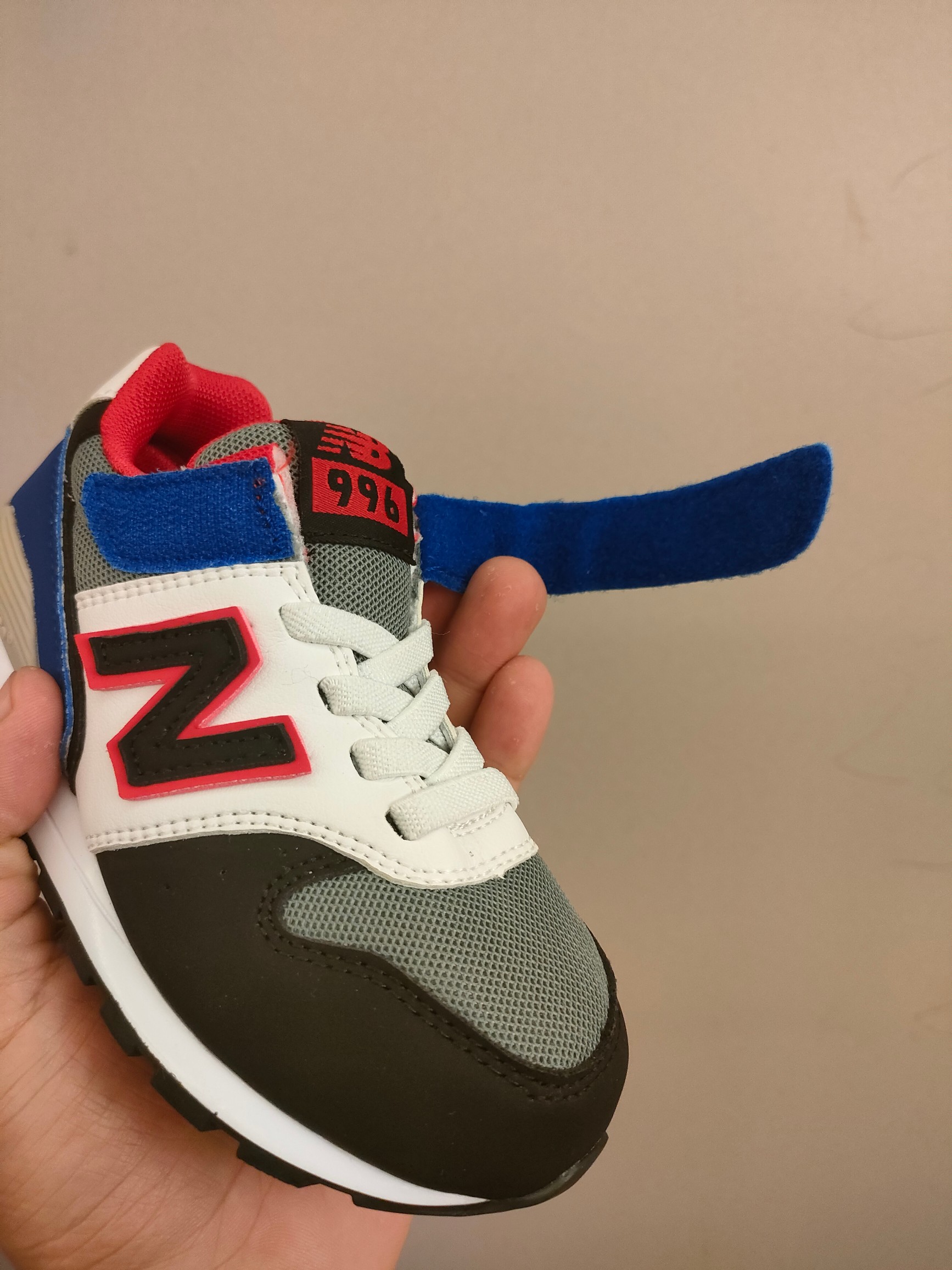 图片[7]-996儿童低帮透气防震防滑运动鞋 大童魔术贴加松紧带，小童魔术贴 经典的996系列！该系列传承了品牌的诸多优点，大胆创新！堪称经典系列里的经典，也是最为热门的系列！时隔一年，再次带来的童鞋，必属重磅～-选品中心