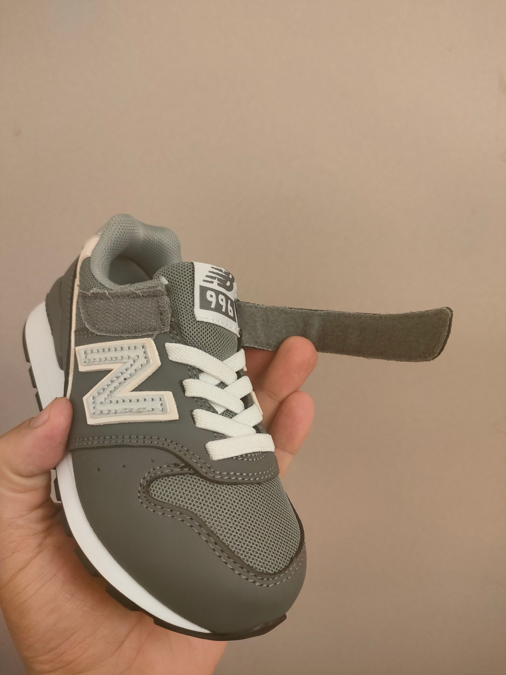 图片[7]-996儿童低帮透气防震防滑运动鞋 大童魔术贴加松紧带，小童魔术贴 经典的996系列！该系列传承了品牌的诸多优点，大胆创新！堪称经典系列里的经典，也是最为热门的系列！时隔一年，再次带来的童鞋，必属重磅～-选品中心