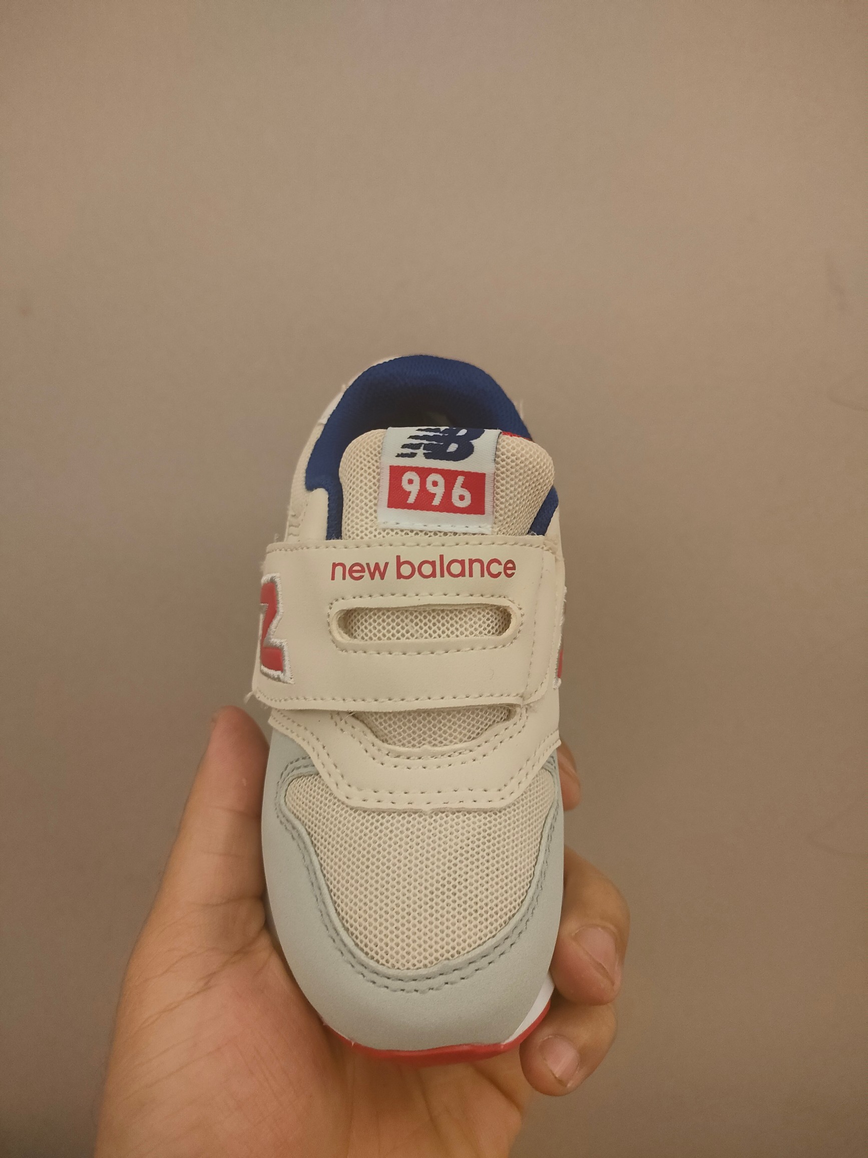 图片[4]-996儿童低帮透气防震防滑运动鞋 大童魔术贴加松紧带，小童魔术贴 经典的996系列！该系列传承了品牌的诸多优点，大胆创新！堪称经典系列里的经典，也是最为热门的系列！时隔一年，再次带来的童鞋，必属重磅～-选品中心