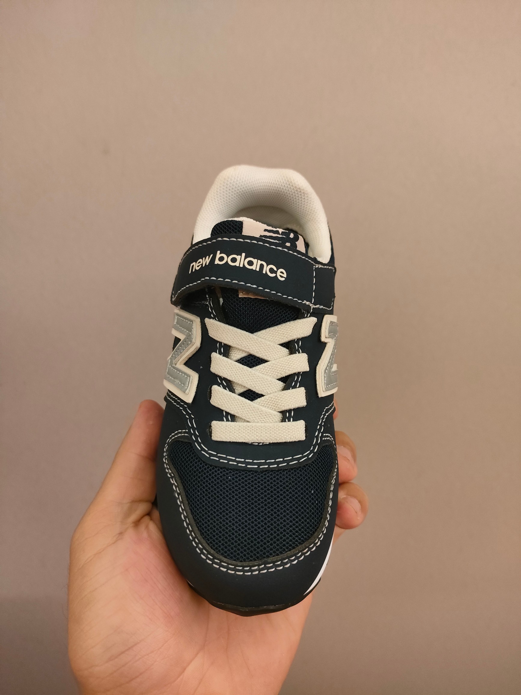 图片[4]-996儿童低帮透气防震防滑运动鞋 大童魔术贴加松紧带，小童魔术贴 经典的996系列！该系列传承了品牌的诸多优点，大胆创新！堪称经典系列里的经典，也是最为热门的系列！时隔一年，再次带来的童鞋，必属重磅～-选品中心