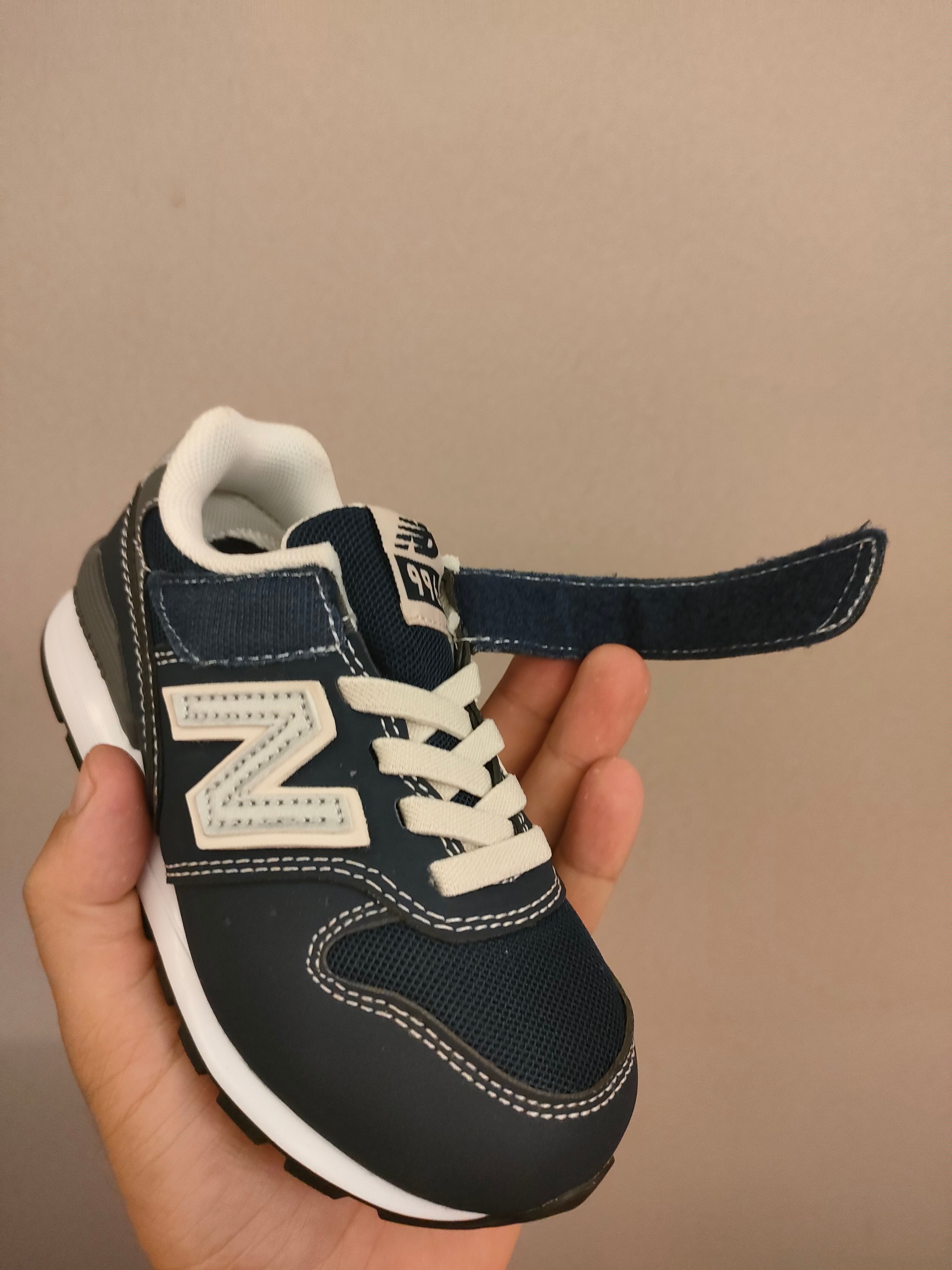 图片[7]-996儿童低帮透气防震防滑运动鞋 大童魔术贴加松紧带，小童魔术贴 经典的996系列！该系列传承了品牌的诸多优点，大胆创新！堪称经典系列里的经典，也是最为热门的系列！时隔一年，再次带来的童鞋，必属重磅～-选品中心