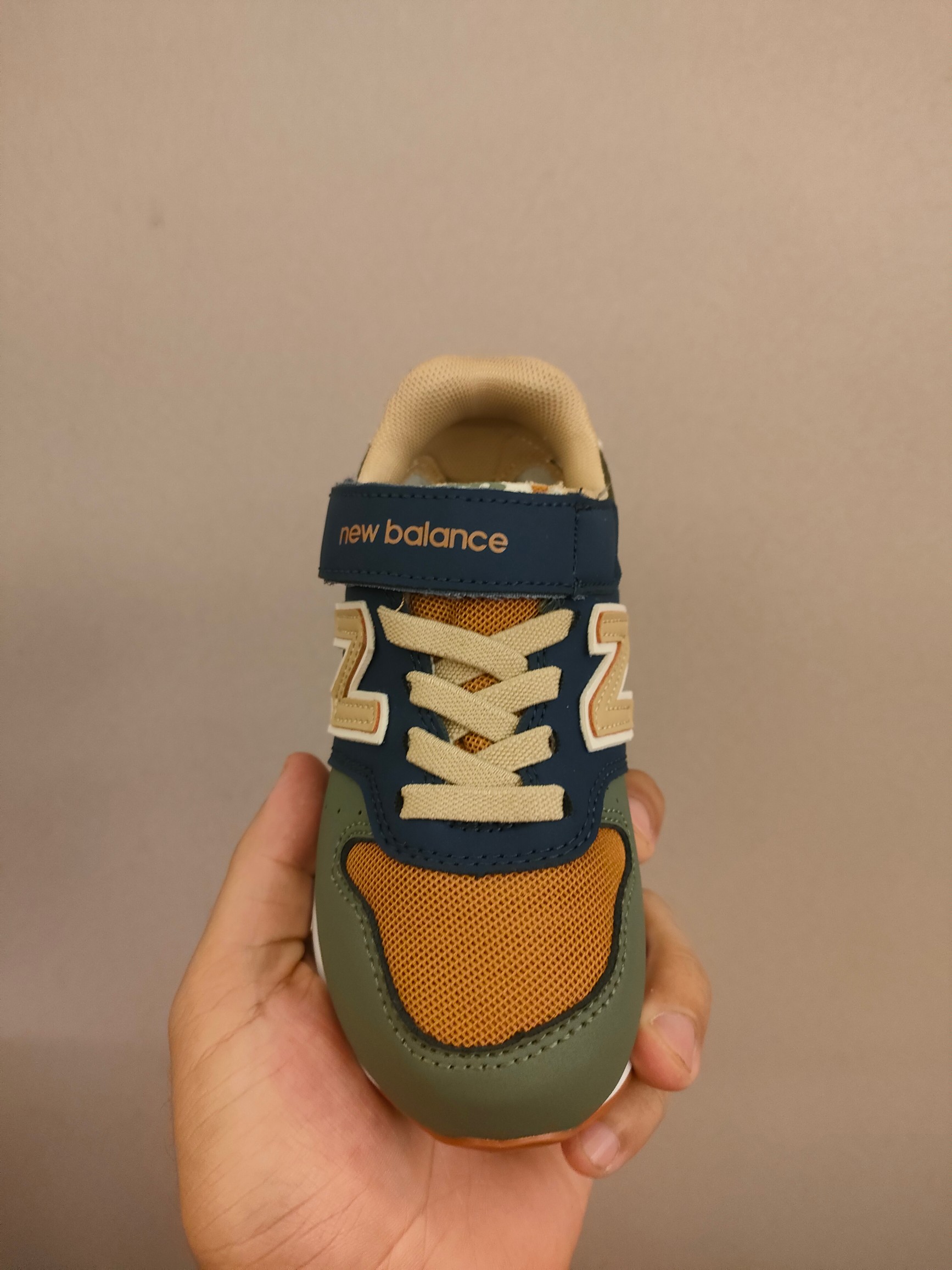 图片[4]-996儿童低帮透气防震防滑运动鞋 大童魔术贴加松紧带，小童魔术贴 经典的996系列！该系列传承了品牌的诸多优点，大胆创新！堪称经典系列里的经典，也是最为热门的系列！时隔一年，再次带来的童鞋，必属重磅～-选品中心