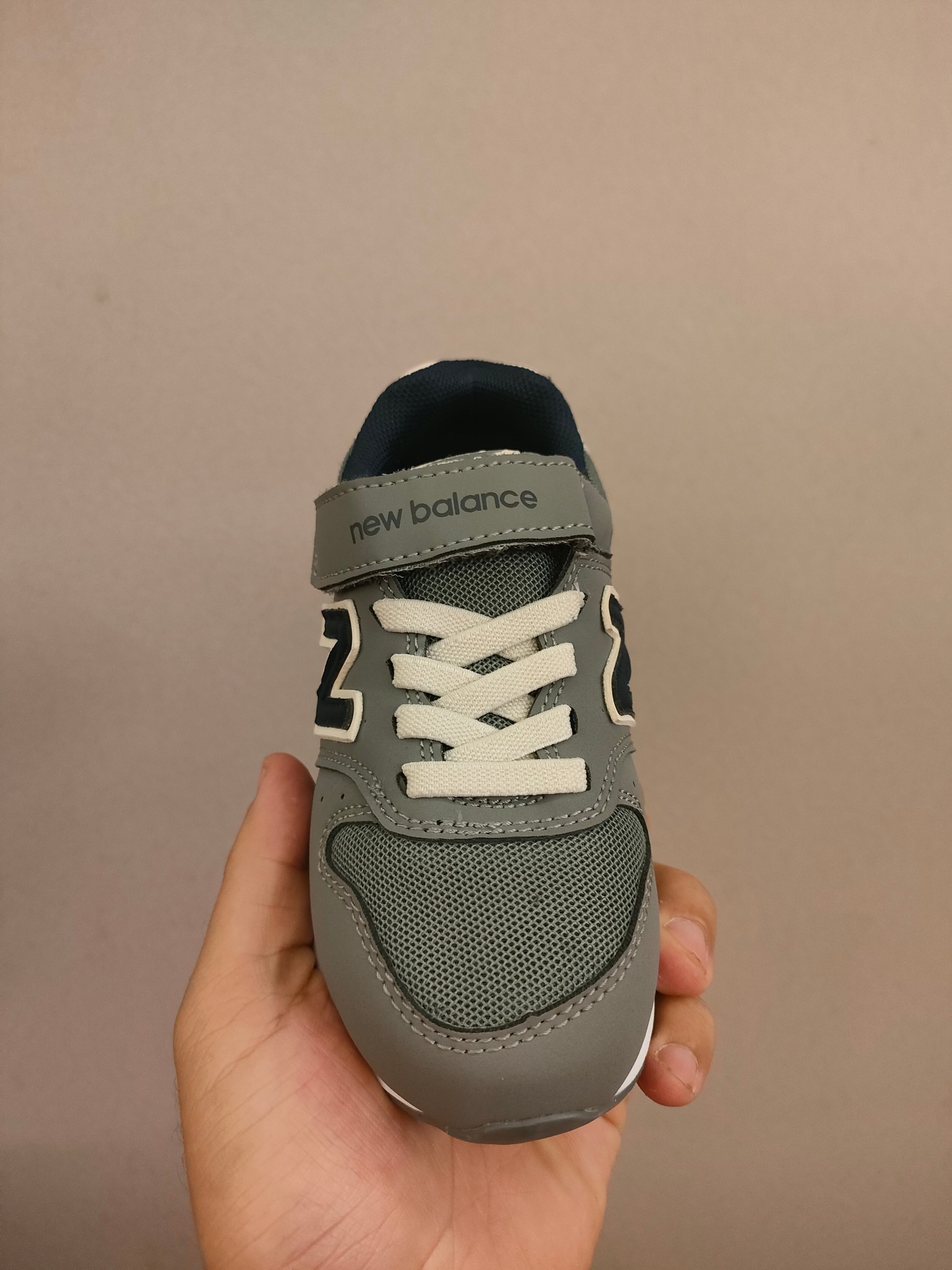 图片[4]-996儿童低帮透气防震防滑运动鞋 大童魔术贴加松紧带，小童魔术贴 经典的996系列！该系列传承了品牌的诸多优点，大胆创新！堪称经典系列里的经典，也是最为热门的系列！时隔一年，再次带来的童鞋，必属重磅～-选品中心