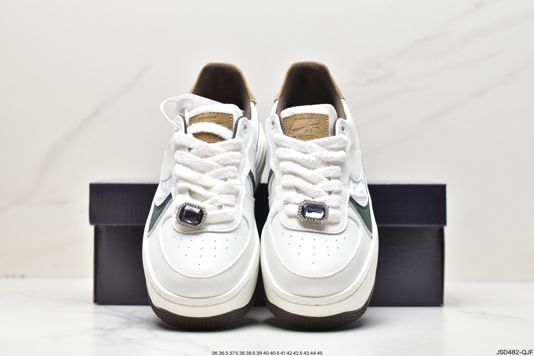 200 NIKE 2022向经典致敬丨Nike AF1 PLT.AF.ORMNike AF1 PLT.AF.ORM 女子运动鞋FB1856-131
