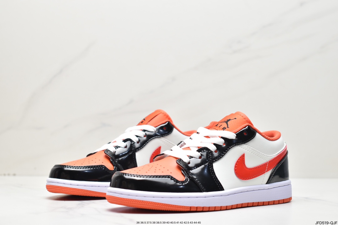 170 Air Jordan 1 Low，非常适合这个诡异的节日DV1335-800