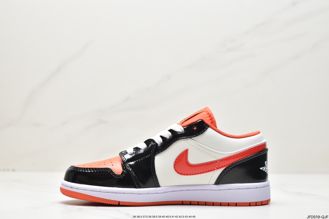 170 Air Jordan 1 Low，非常适合这个诡异的节日DV1335-800