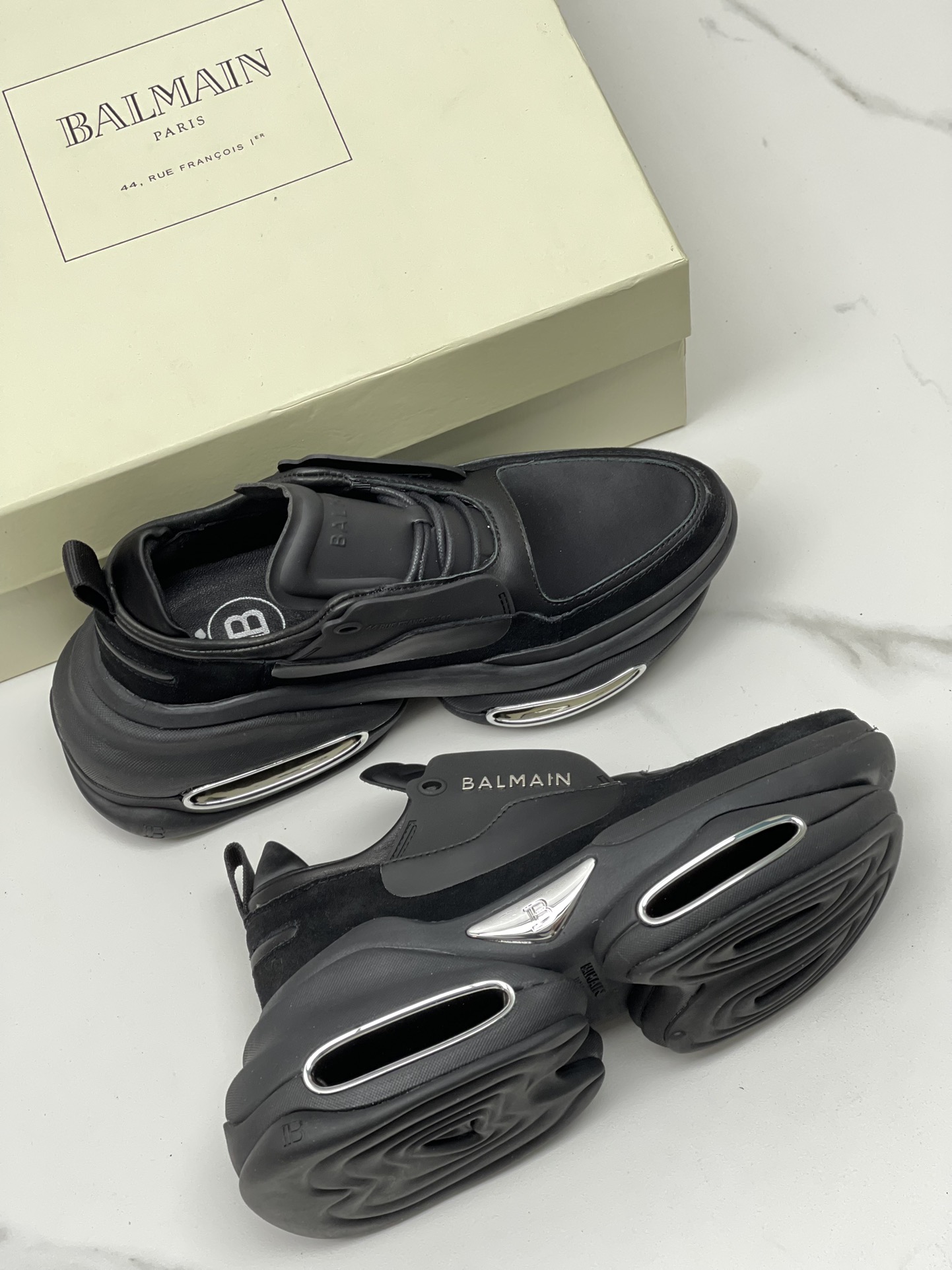 Exclusive Offer: Top Balmain 2023 Edition Shoes for 1,100 Couples - 图片 4