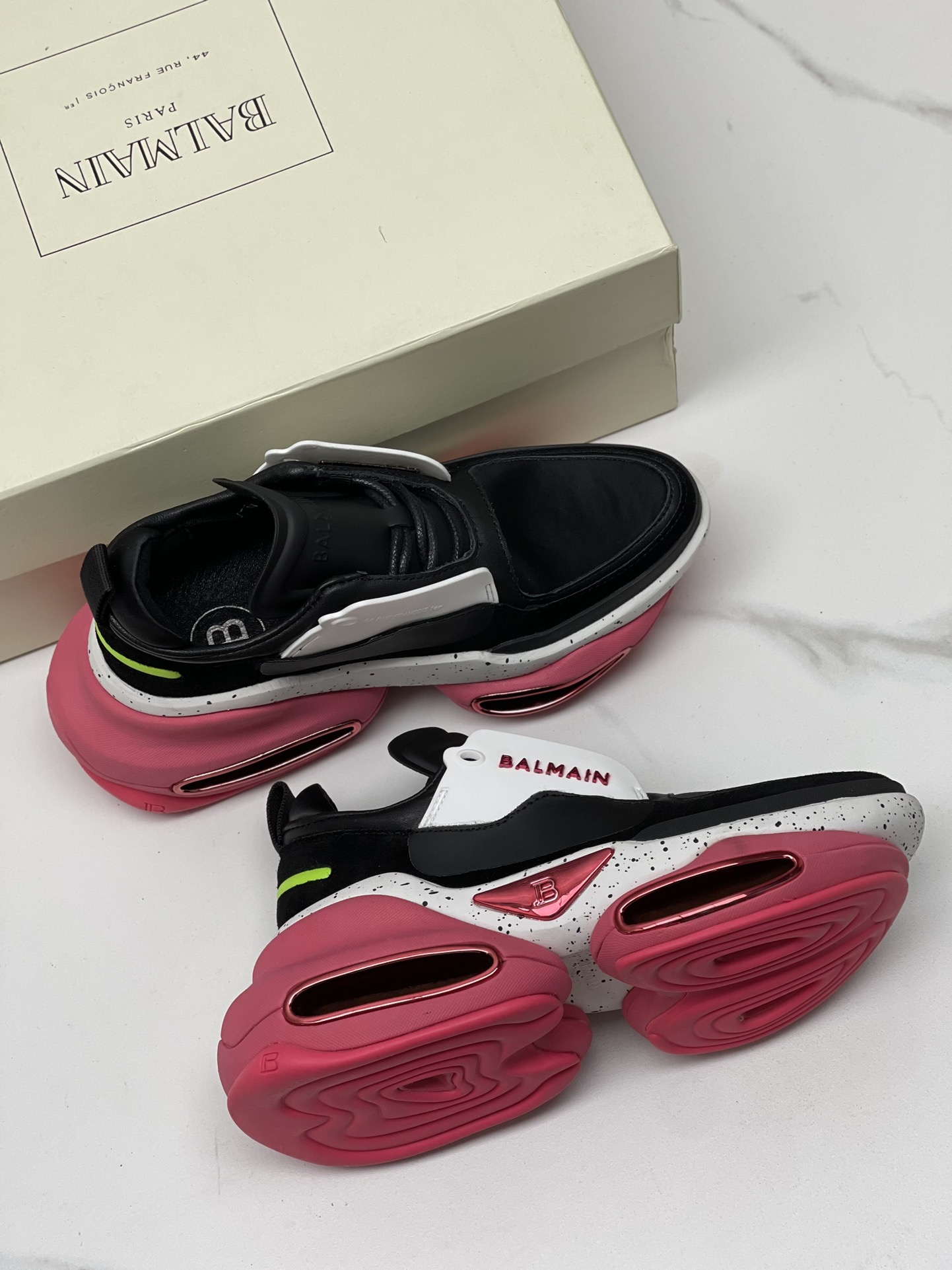 Top Balmain 2023 Edition: Super Cool Shoes for Modern Fashionistas - 图片 4