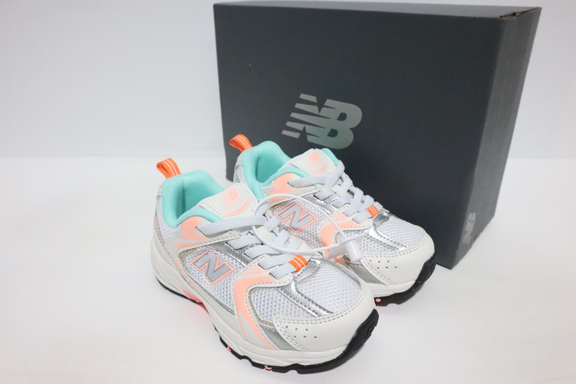 图片[5]-牛B 春秋新款530网面儿童松紧带老爹运动鞋 尺码：26-37码 真的期待了好久，终于来咯👏🏻 囤起来开春必备❤️ 松紧带设计，海玻璃鞋垫超舒适☁️ 经典老爹款式，潮范儿十足🆒 超爱的新品🆕自留推荐❤️-选品中心