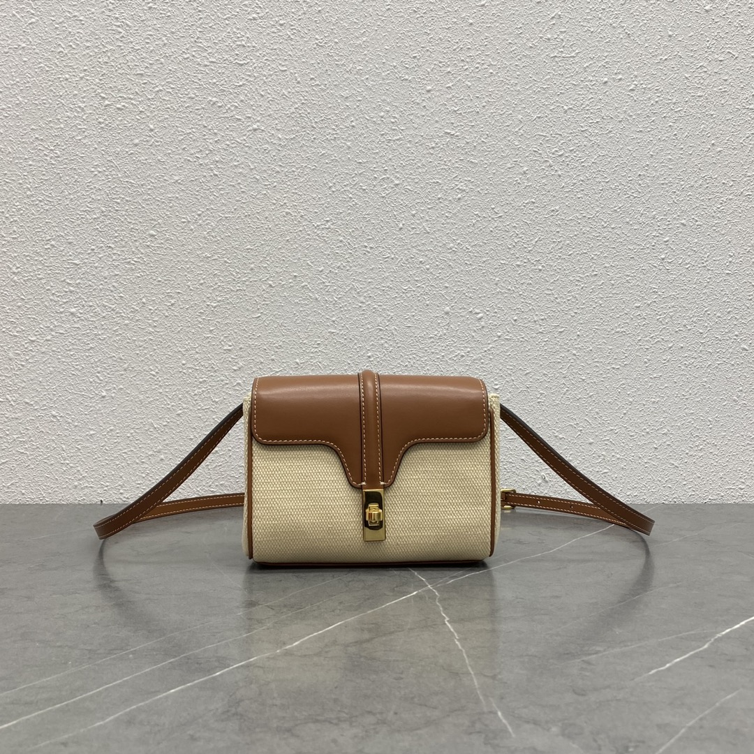 NO:197983,Genuine, new products are launched. CE Early Spring MiniSoft16, a fat and cute crossbody bag. After 16 has released mini size, soft 16 has also followed suit and has released a super cute crossbody mini soft. The feel is simply too good. The leather is soft, can be one shoulder, crossbody, and boys can also carry it. The adjustable shoulder strap design is light and weighs lightly!  !  The versatile style item. The capacity should be considered ceiling level in the mini bag, and it is very capable. Model number 100352 档正文化口文化化化化化化化化化化化化化化化化化化化化化化化化化化化化化化化化化化化化化化化化化化化化化化化化化化化化化化化化化化化化化化化化化化化化化化化化化化化化化化化化化化化化化化化化化化化化化化化化化化化化化化化化化化化化化化化化化化化化化化化化化化化化化化化化化化化化化化化化化化化化化化化化化化化化化化化化�19860909正品级 新品上线 CE早春MiniSoft16,胖胖小可爱的斜挎包 继16出了 mini size之后,soft 16 也紧跟脚步 ,出了超可爱斜挎款 mini soft ,手感简直太好了,皮质柔软,可以单肩,可以斜挎,男生也可以背,可调节肩带设计,自重轻盈 ！！ 风格百搭单品 容量容量在迷你包里面应该也算是天花板级别,特能装 款号100352 麻布棕 尺寸18-12.5-6,赛琳celine,celine,celine,satchels,mini bags,crossbody bags,Bag