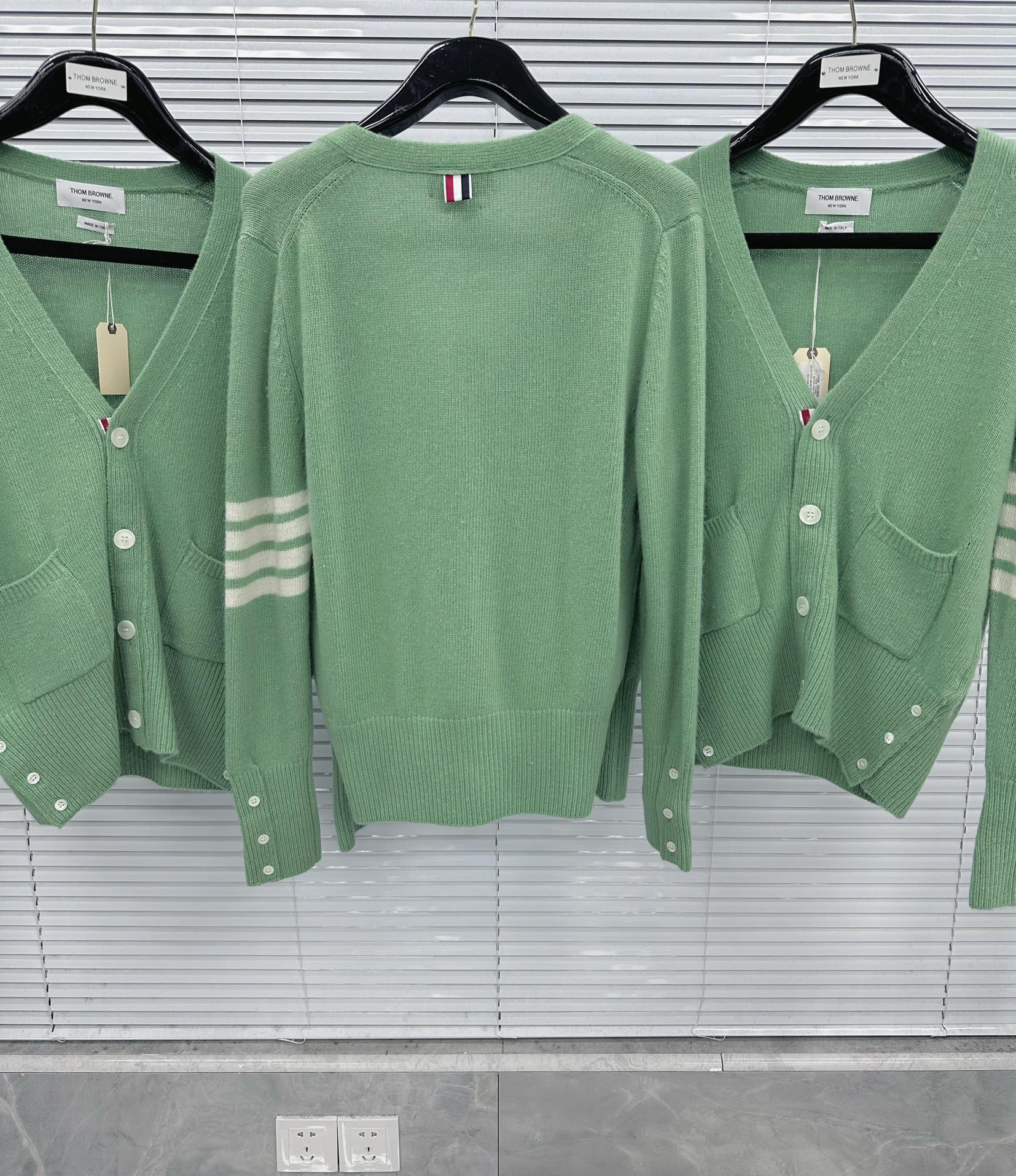 톰브라운 여성 가디건 143032 Thom Browne Cardigan 상세 이미지 3