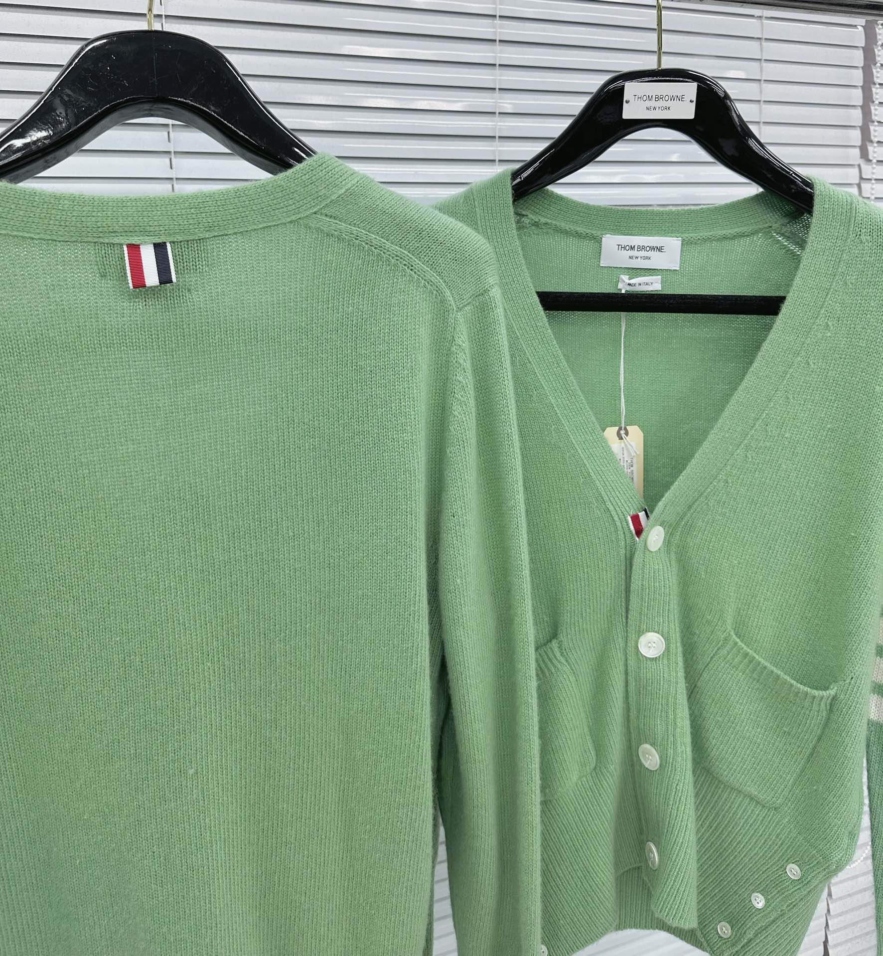 톰브라운 여성 가디건 143032 Thom Browne Cardigan 상세 이미지 4