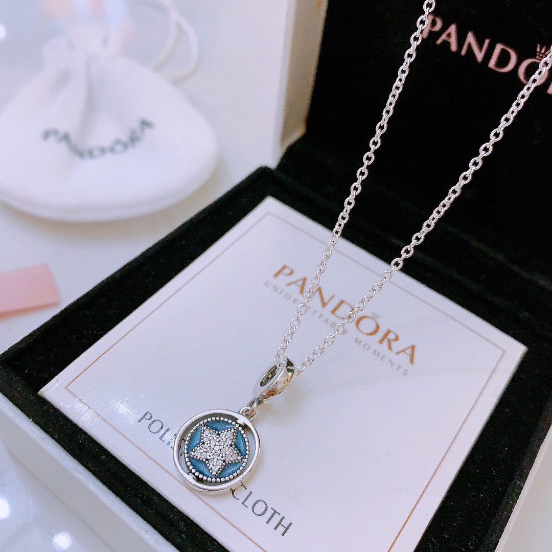 NO:103631,Anchor recommendation Pandora Necklace Pandora TikTok Internet Celebrity Live Streaming Hot Products High-quality Inlay Technology Hot Products The same model on the official website The new model is matched with Pandora exclusive real shots. Factory direct sales first-hand source!  Special channels: enough quantity, imported rhinestones are fully hand-made inlayed for sale in limited quantities, welcome to place an order. Each accessory has its meaning, proving that Pandora bracelet has rich jewelry connotations and artistic stories. Clear diamond positioning is an excellent Danish high-end material and top silver as raw materials. You can adjust the length by yourself, Pandora necklace, necklace, bracelet19860909主播推荐 潘多拉项链Pandora 抖音网红 直播带货 爆款 高品质镶嵌工艺 爆款官网同款 新款搭配潘多拉独家实拍.工厂直销一手货源！ 特殊渠道 足克足量,进口水钻全手工镶嵌限量出售,欢迎下单.每一颗配件都有其含义,证明出潘多拉手链是具有丰富的首饰内涵和艺术故事 钻位清晰镶工是极好的丹麦高端材质和顶级银为原料.可以自行调节长短,潘多拉项链,necklace,bracelet,Jewelry