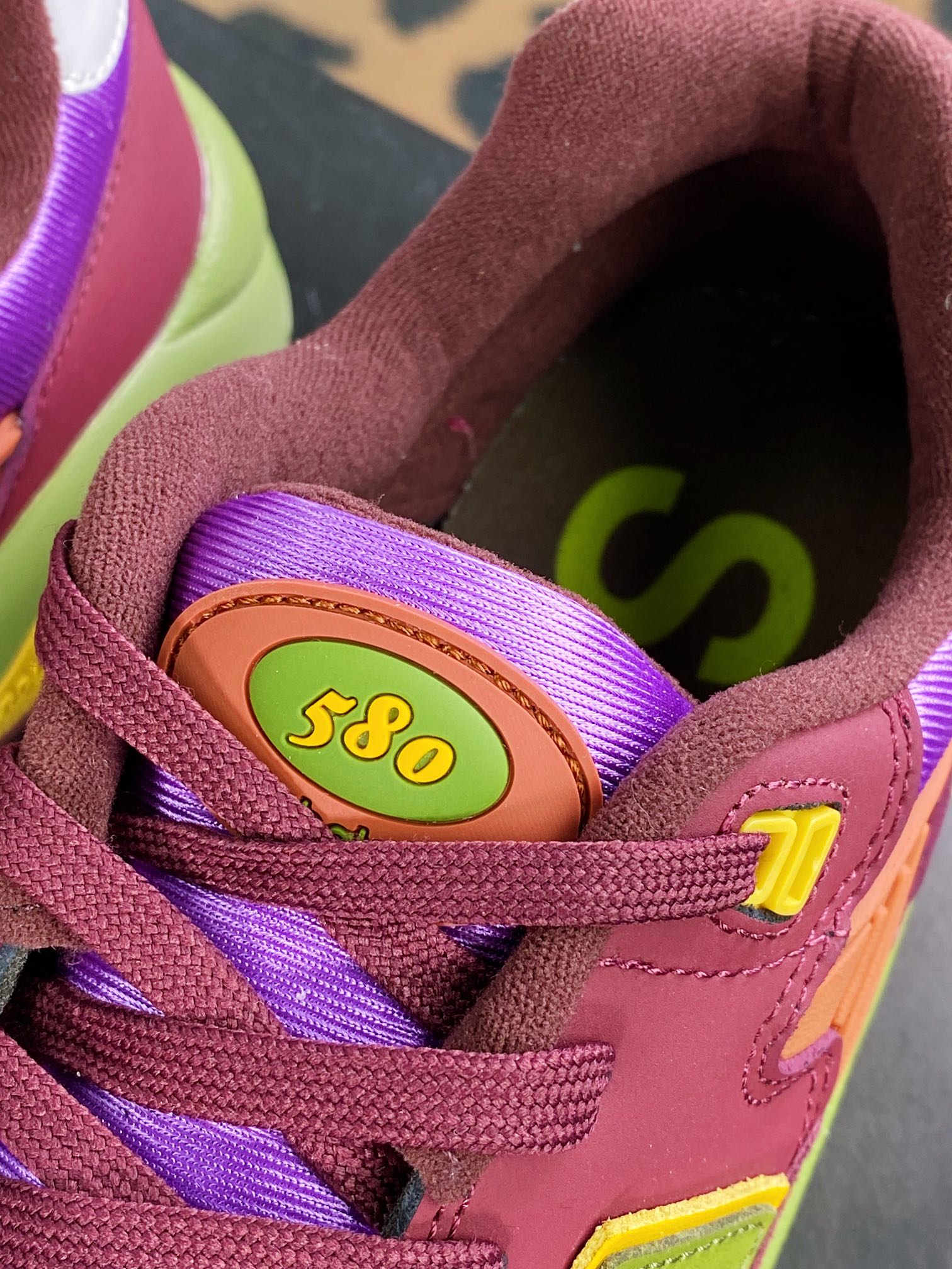 Stray Rats x NB [New Balance] MT580 Series Classic Retro Leisure Sports Jogging ”Wine Red Pink Green” MT580SR2