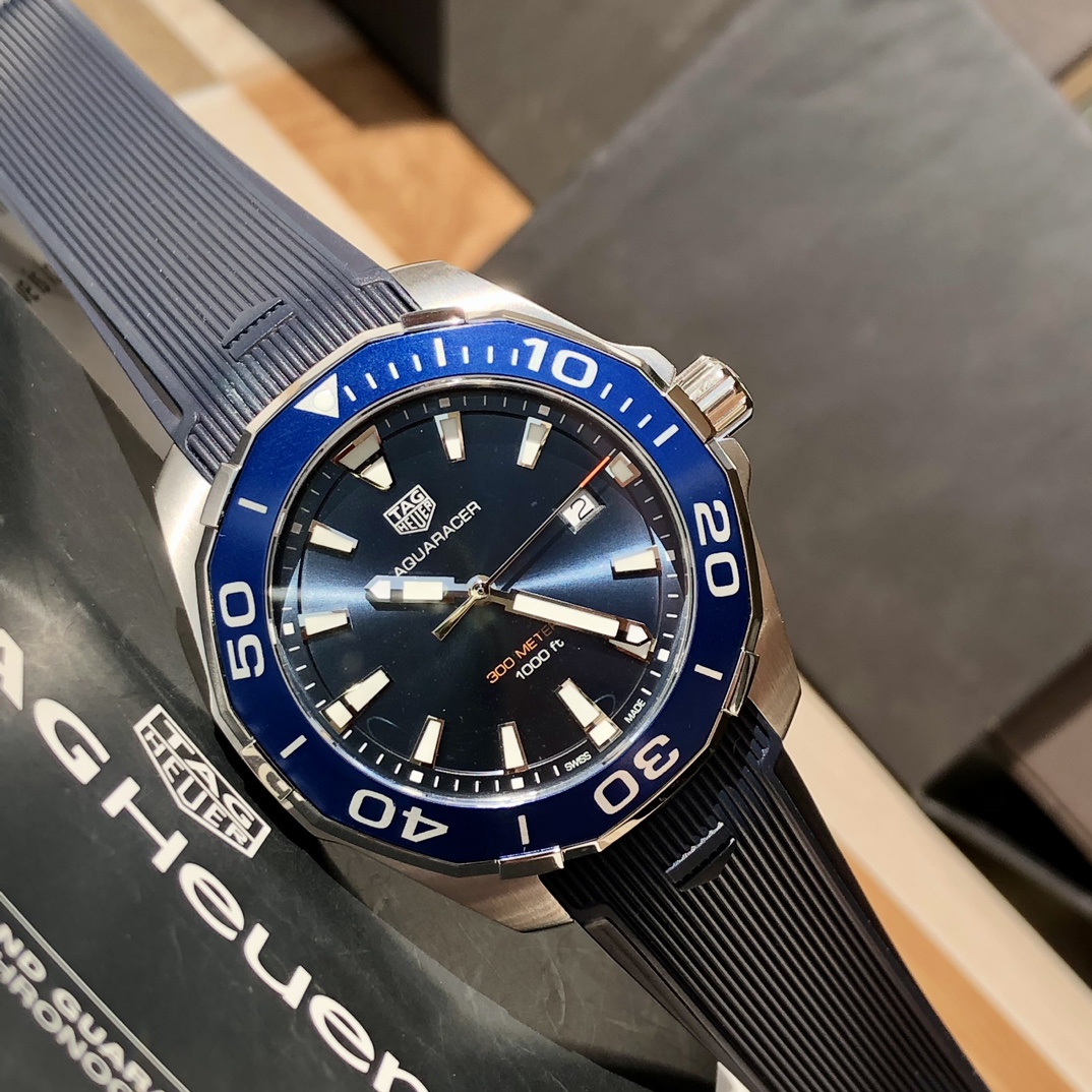 Tagheuer 竞潜系列 石英表手表 8