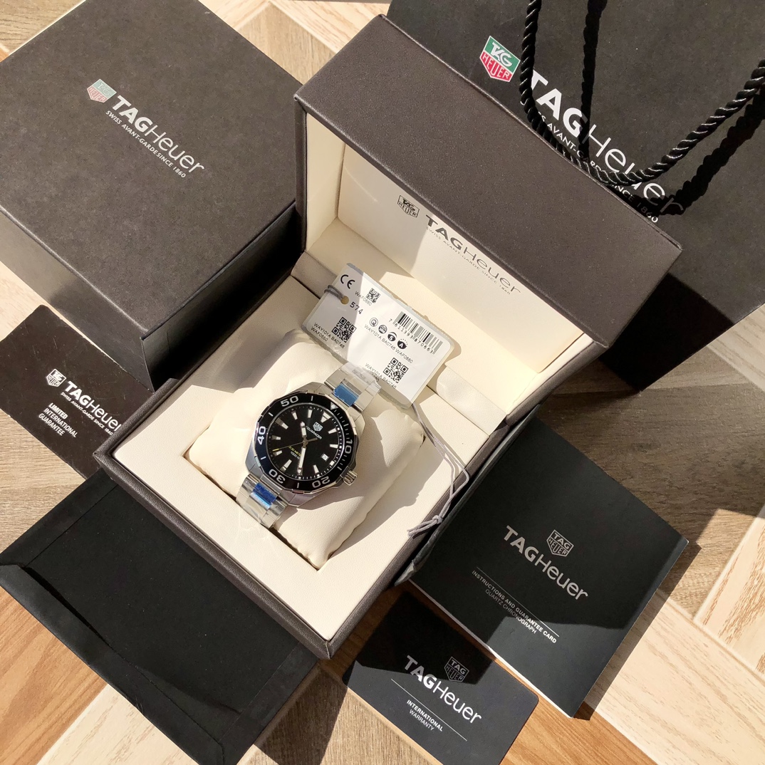 Tagheuer 竞潜系列 石英表手表 2