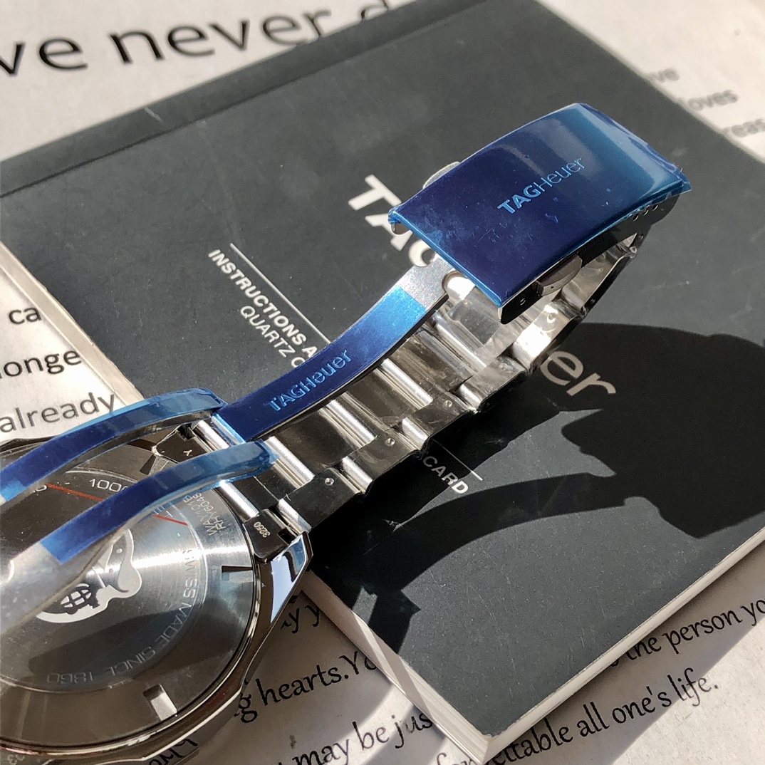 Tag Heuer 竞潜系列 石英表手表 9