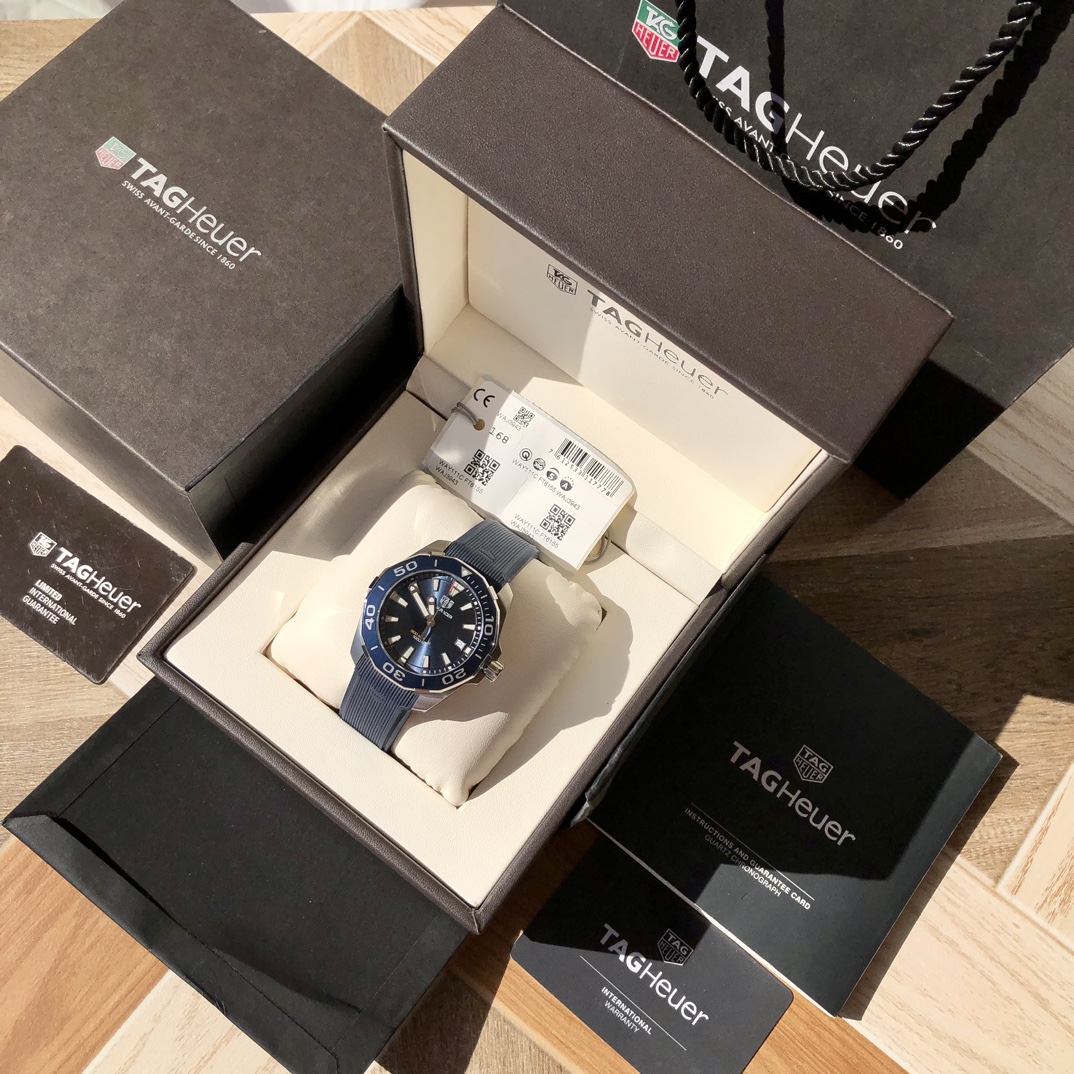 Tagheuer 竞潜系列 石英表手表 2