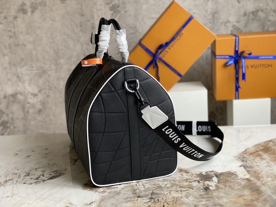 Louis Vuitton Luxury Handbag Collection 5