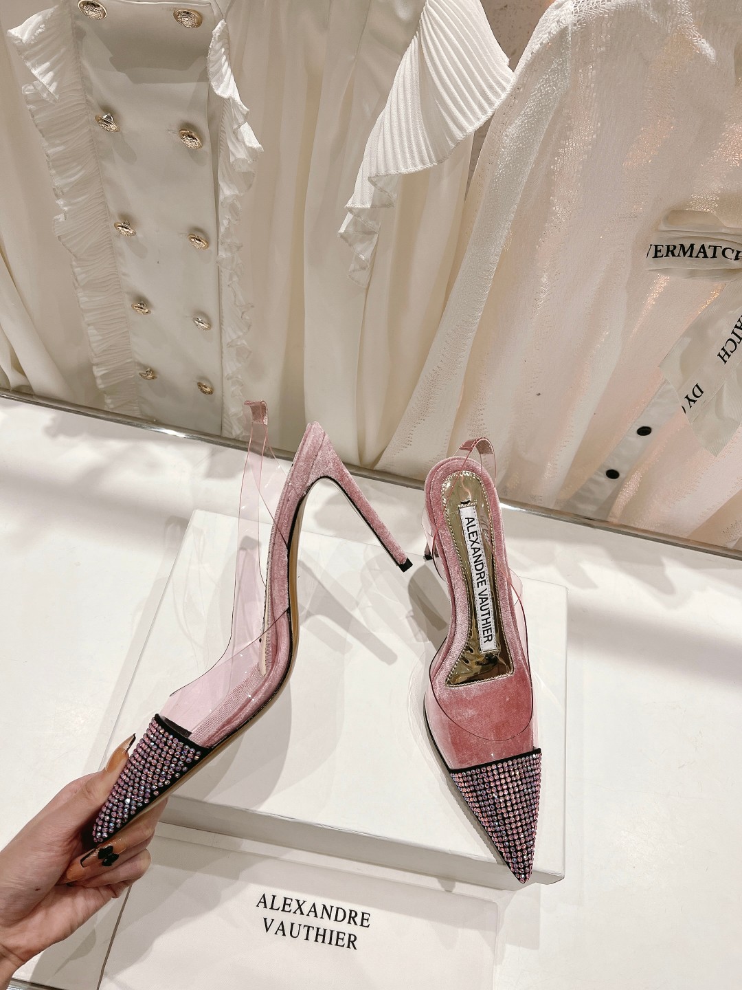Luxury Custom Shoes with Diamond-Head Heels: AlexandreVuthier 2023SS Collection Highlights - 图片 3