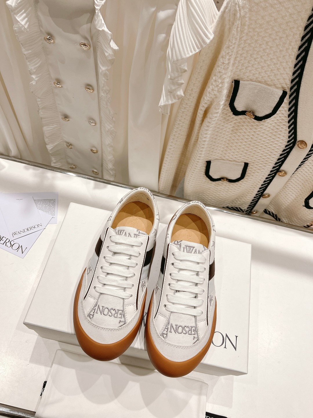 High-End Innovation in JW Anderson’s 2023SS Recreational Series - 图片 1
