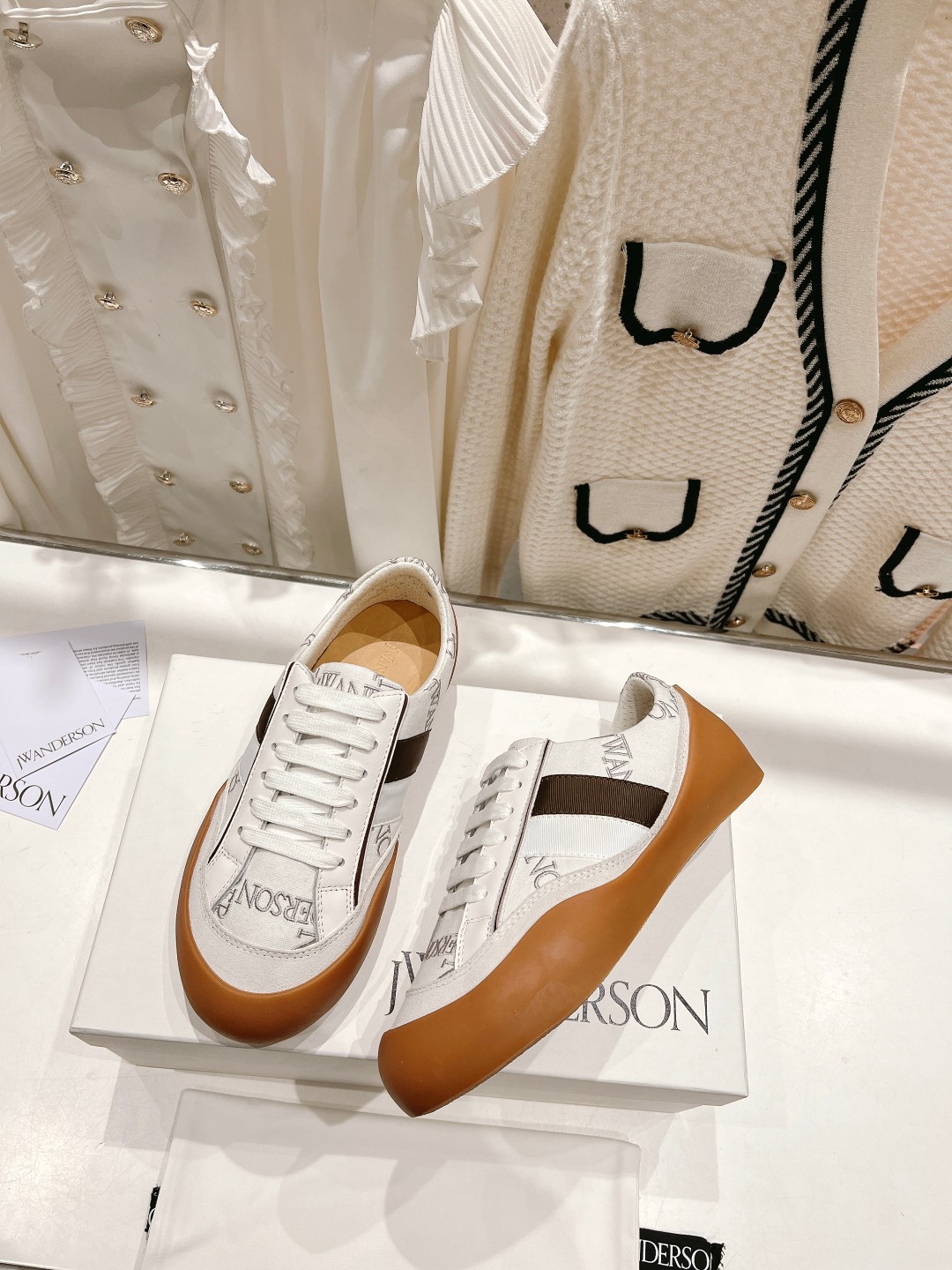 High-End Innovation in JW Anderson’s 2023SS Recreational Series - 图片 3