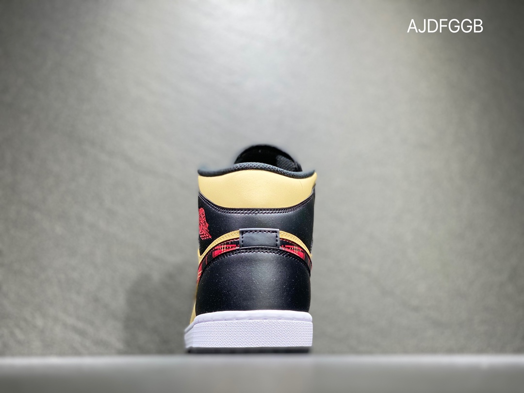 260 Nike AIR JORDAN 1 mid AJ1 乔丹中帮篮球鞋DZ5329-003
