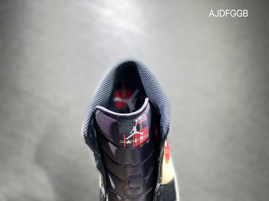 260 Nike AIR JORDAN 1 mid AJ1 乔丹中帮篮球鞋DZ5329-003