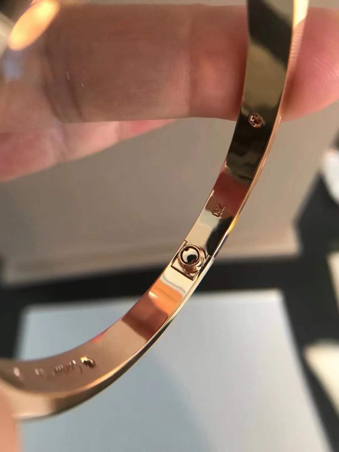 Cartier 卡地亚Cartier 经四典钻 宽版love情款侣手镯