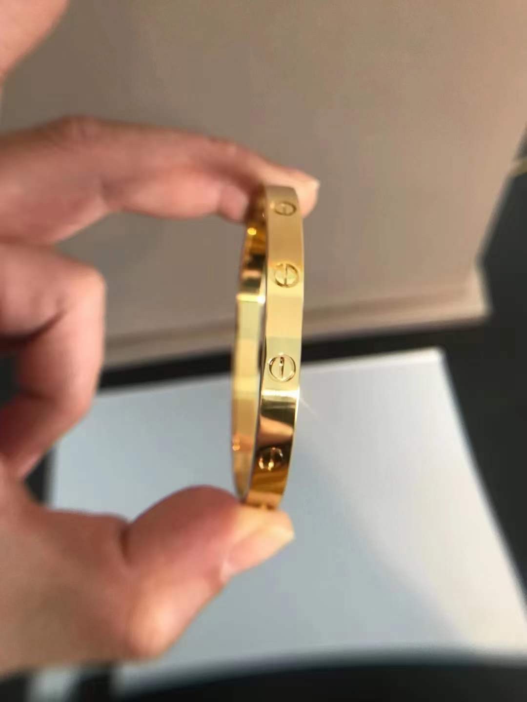 Cartier 卡地亚Cartier 无钻 宽版love情款侣手镯