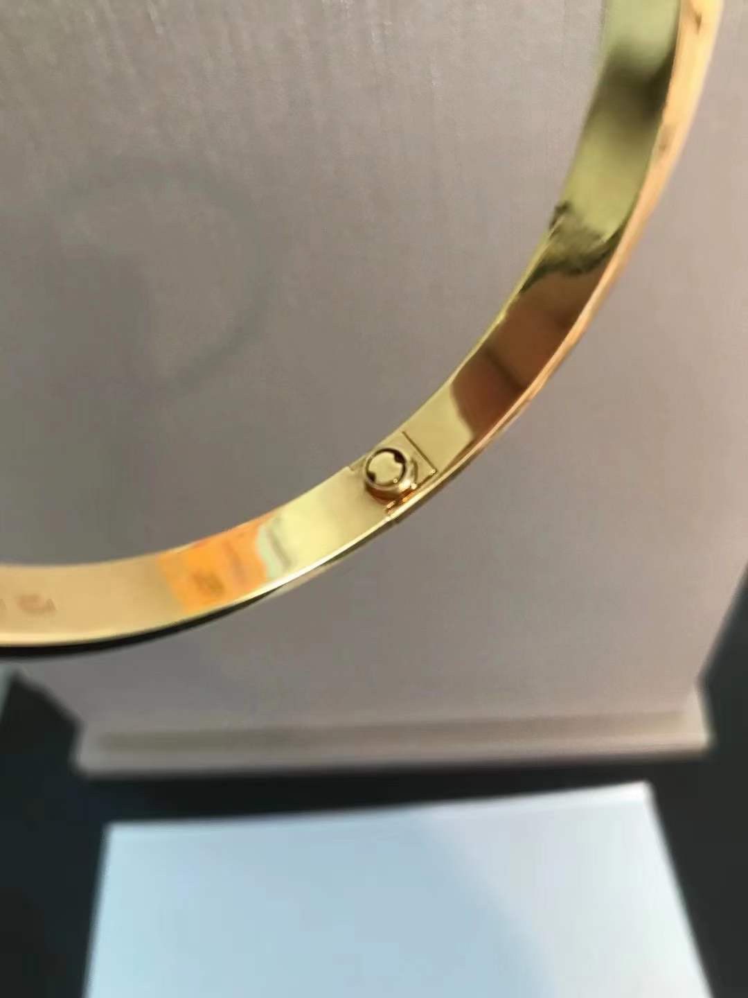Cartier 卡地亚Cartier 无钻 宽版love情款侣手镯