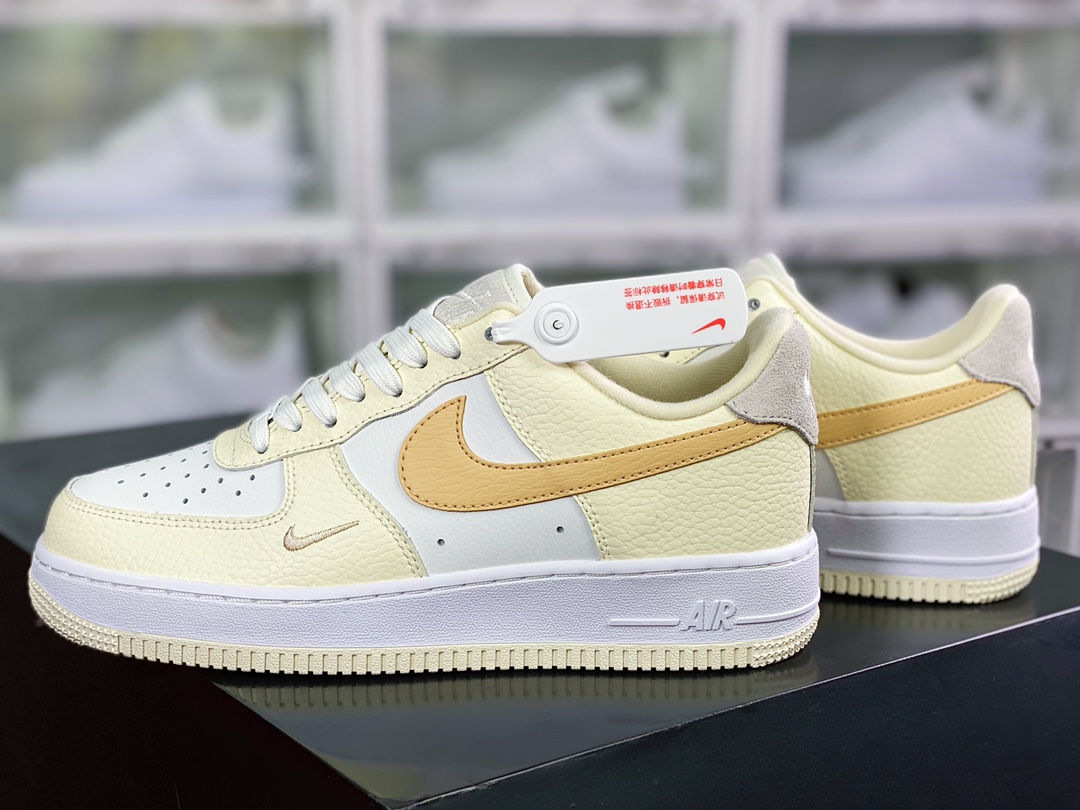 200 Wmns Air Force 1’07 QS”Coconut Milk”空军一号DX8953-100