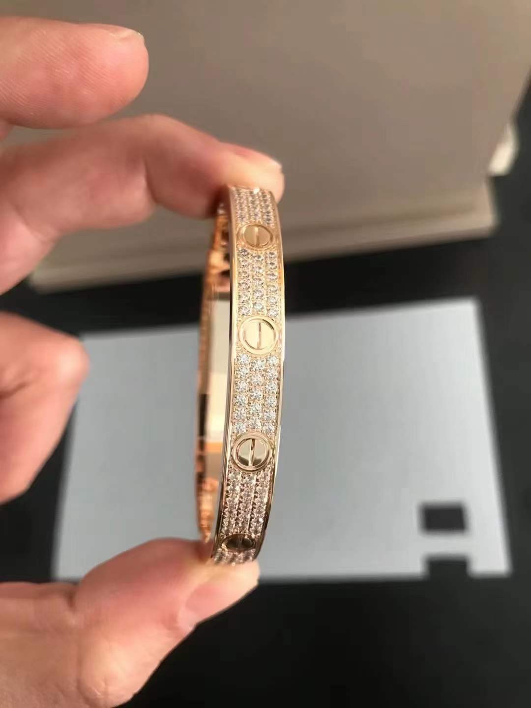 Cartier Cartier/卡地亚 款宽版满天星手镯