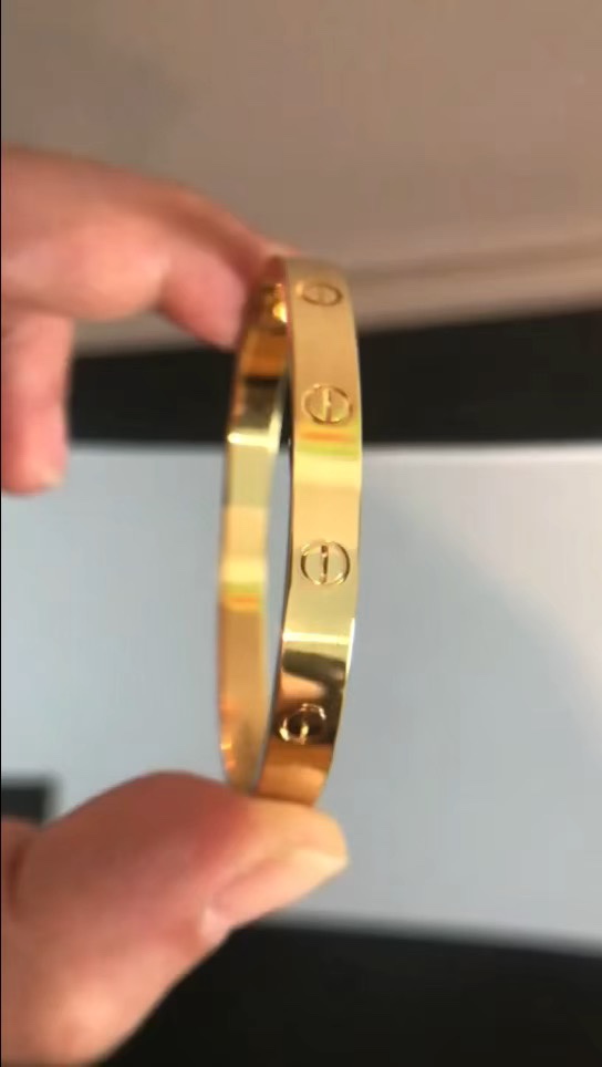 Cartier 卡地亚Cartier 无钻 宽版love情款侣手镯